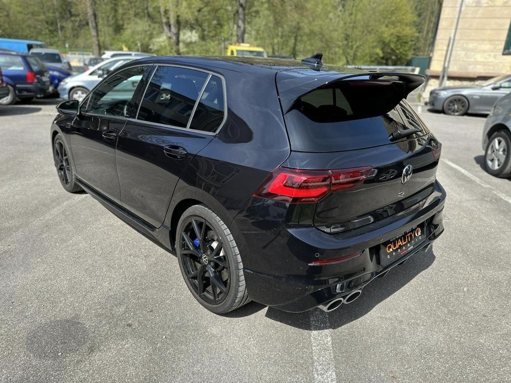 VW Golf VIII 2.0 TSI R DSG 4motion, Petrol, Second hand / Used, Automatic - 2