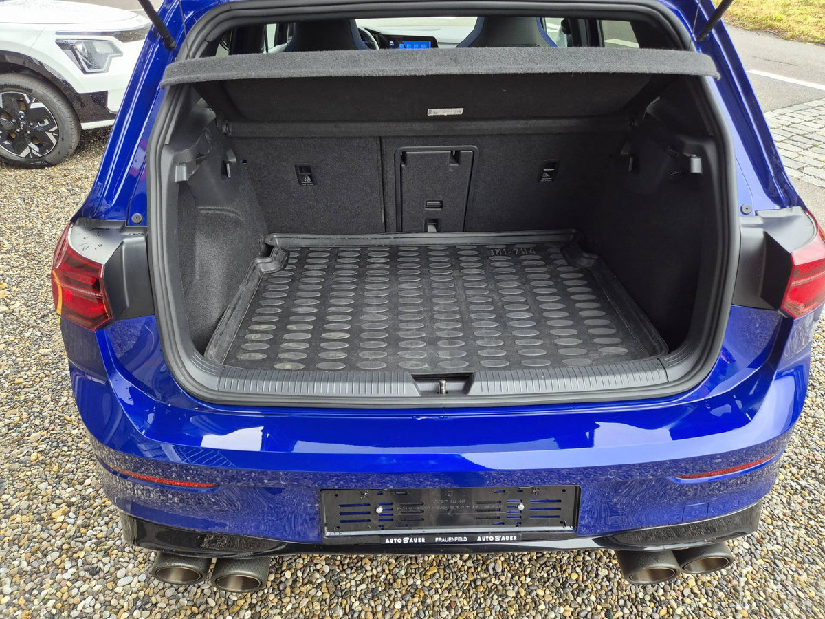 VW Golf VIII 2.0 TSI R DSG 4motion R-Perfomance, Petrol, Second hand / Used, Automatic - 7