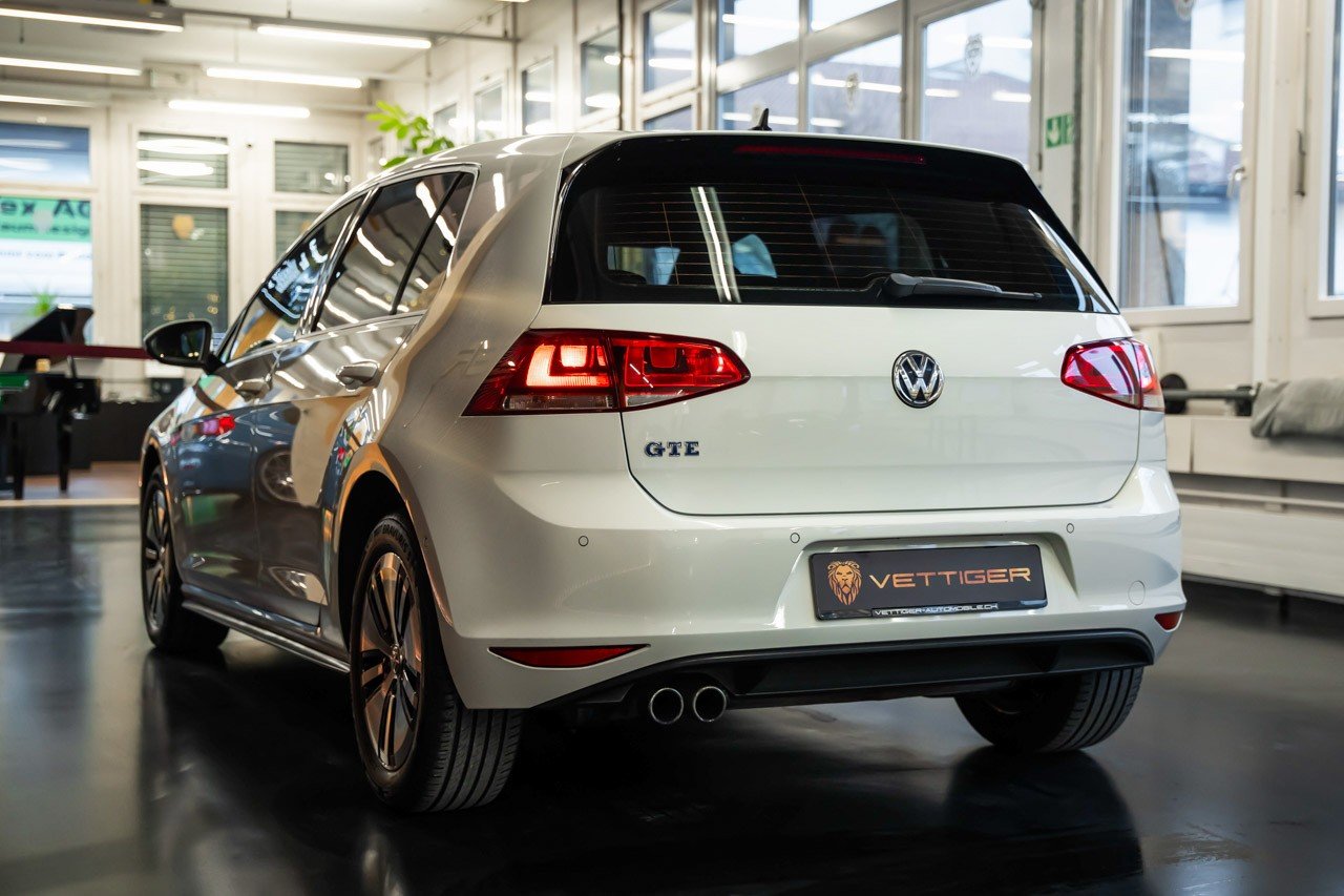 VW Golf 1.4 TSI GTE DSG, Plug-in-Hybrid Petrol/Electric, Second hand / Used, Automatic - 4