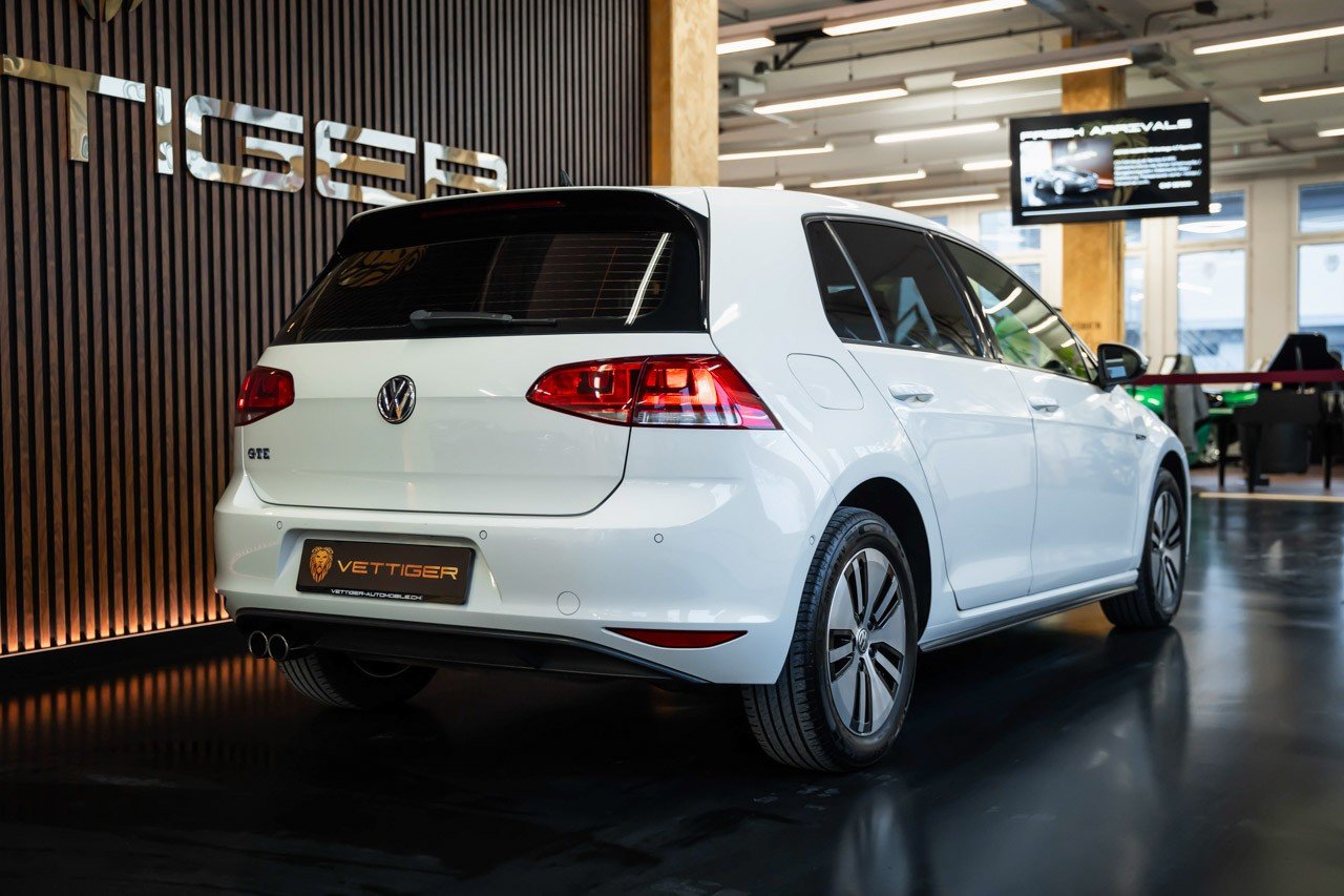 VW Golf 1.4 TSI GTE DSG, Plug-in-Hybrid Petrol/Electric, Second hand / Used, Automatic - 7