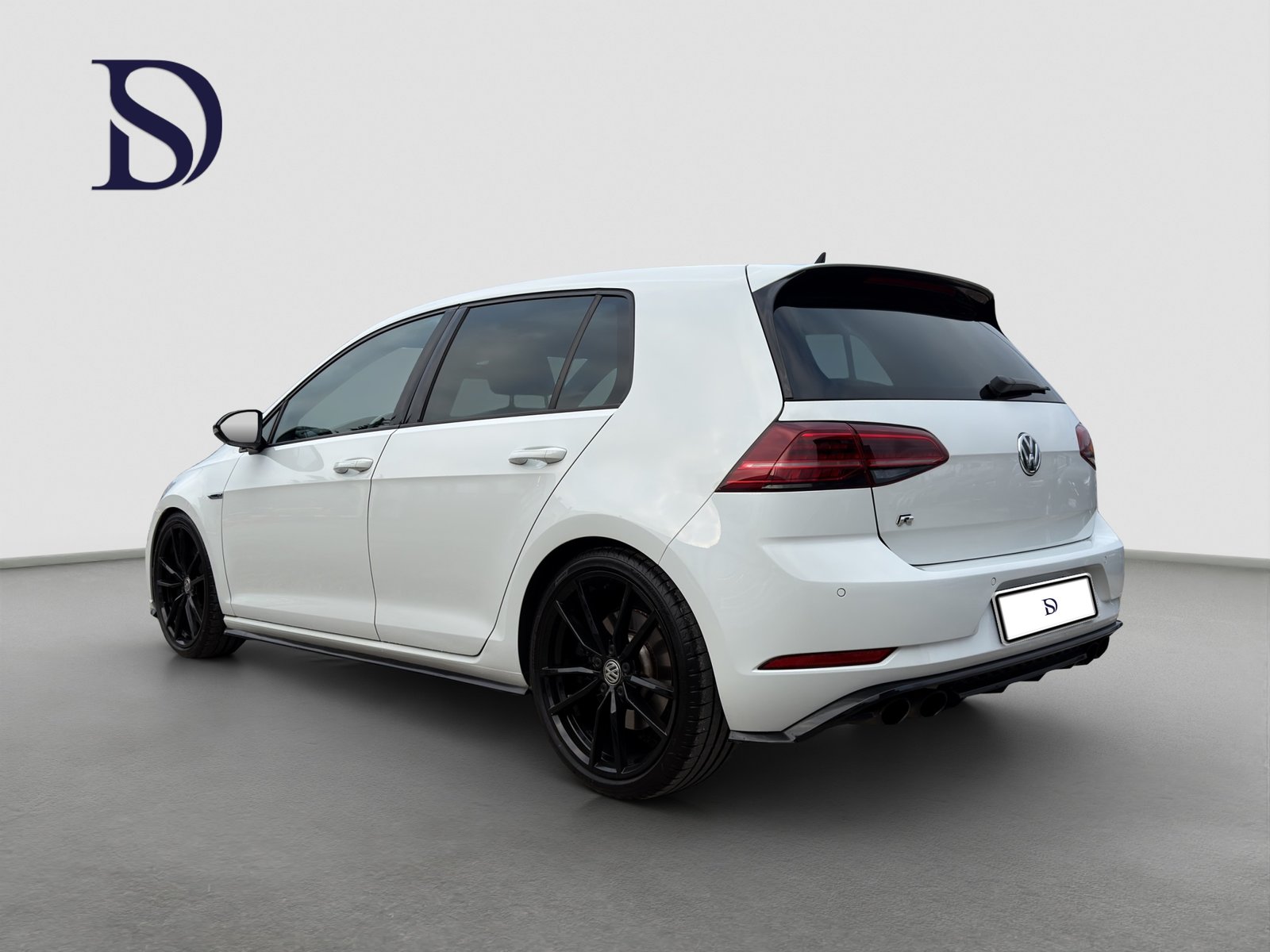 VW Golf 2.0 TSI R 4Motion DSG, Petrol, Second hand / Used, Automatic - 6