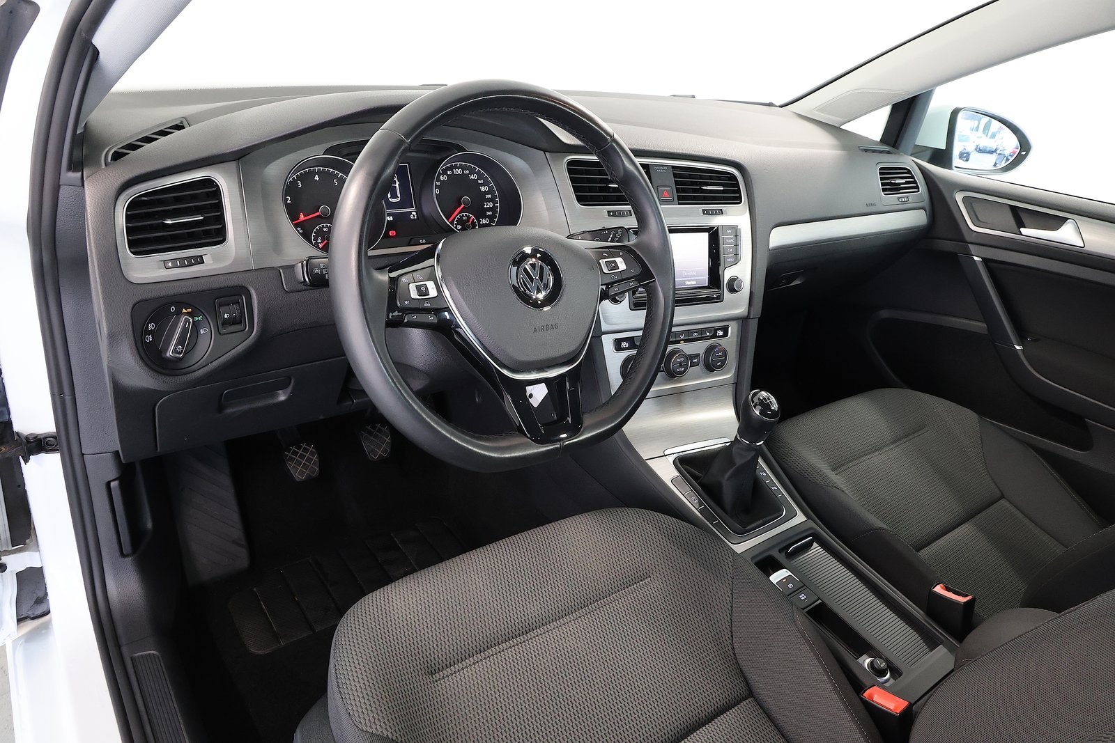 VW Golf 1.4 TSI 65th Edition *Frisch ab MFK*, Petrol, Second hand / Used, Manual - 7