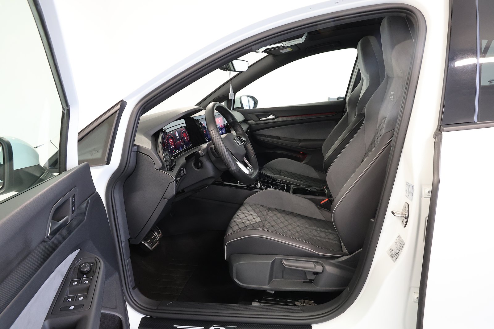 VW Golf 2.0 TDI R-Line DSG, Diesel, Occasion / Gebraucht, Automatik - 7