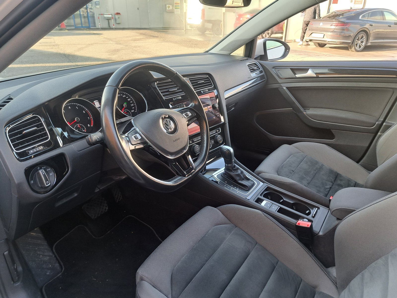 VW Golf 1.5 TSI EVO Comfortline DSG, Essence, Occasion / Utilisé, Automatique - 5