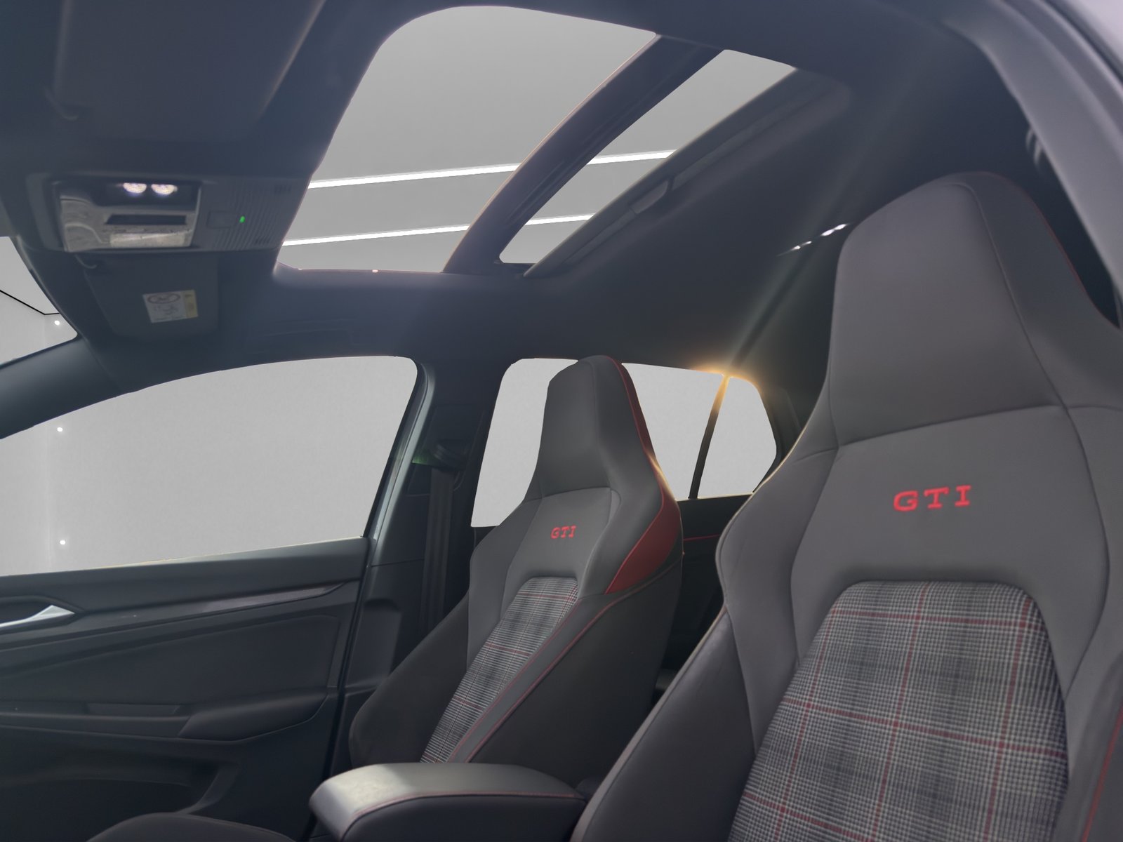 VW Golf 2.0 TSI GTI DSG, Petrol, Second hand / Used, Automatic - 5
