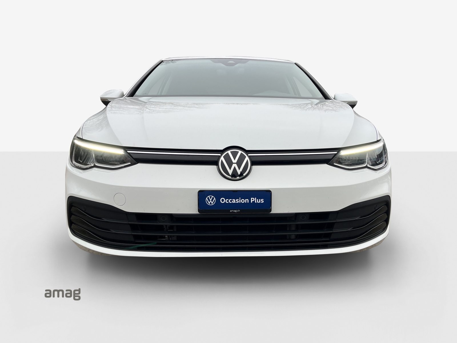 VW Golf Life, Petrol, Second hand / Used - 7