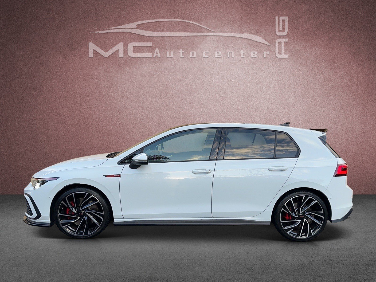 VW Golf 2.0 TSI GTI DSG, Benzin, Occasion / Gebraucht, Automat - 2