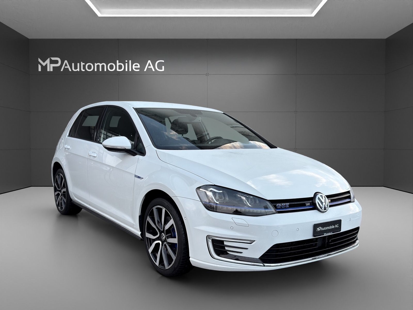 VW Golf 1.4 TSI GTE DSG, Plug-in-Hybrid Benzin/Elektro, Occasion / Gebraucht, Automat - 2