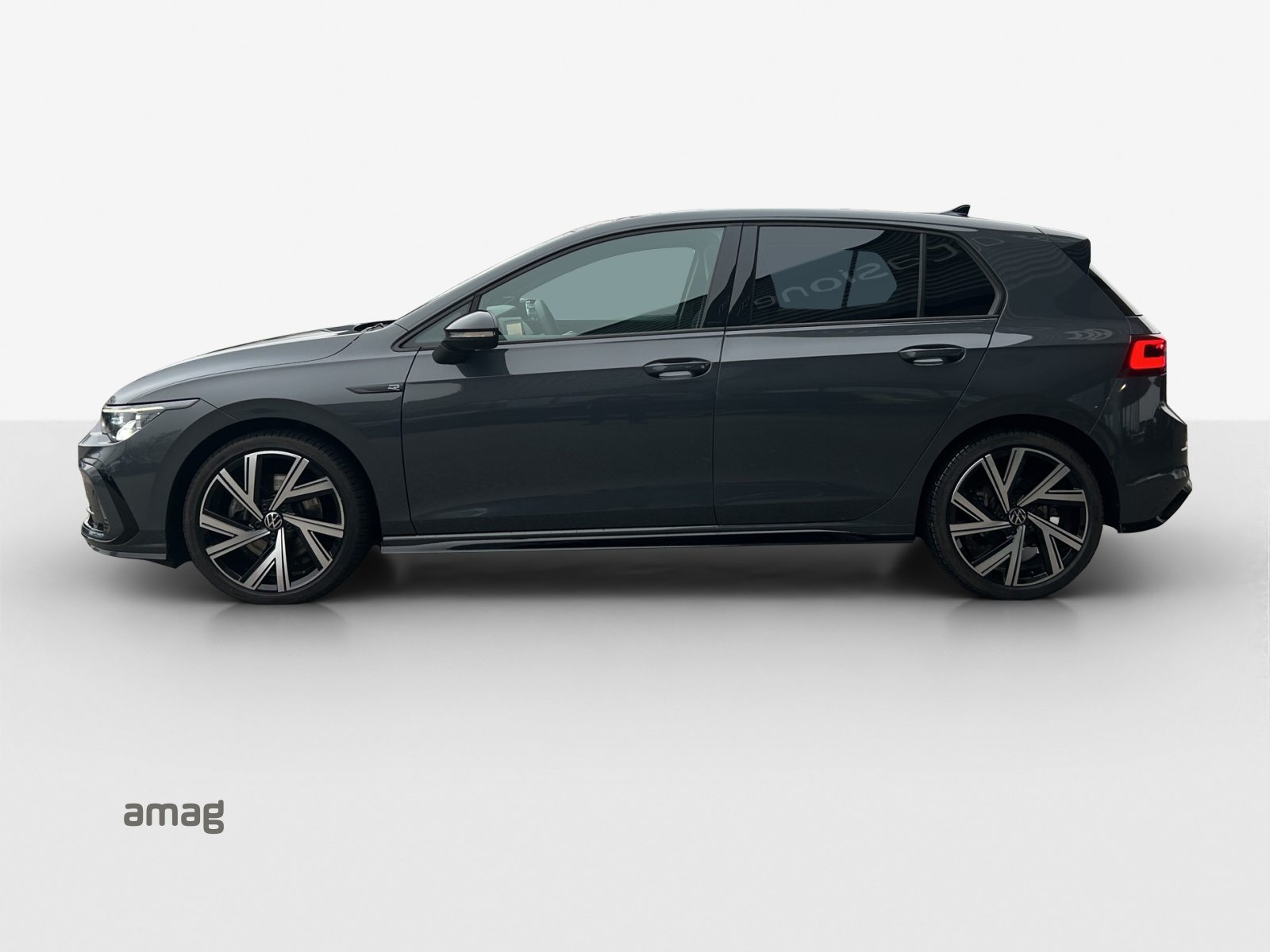 VW Golf R-Line, Petrol, Second hand / Used, Automatic - 2