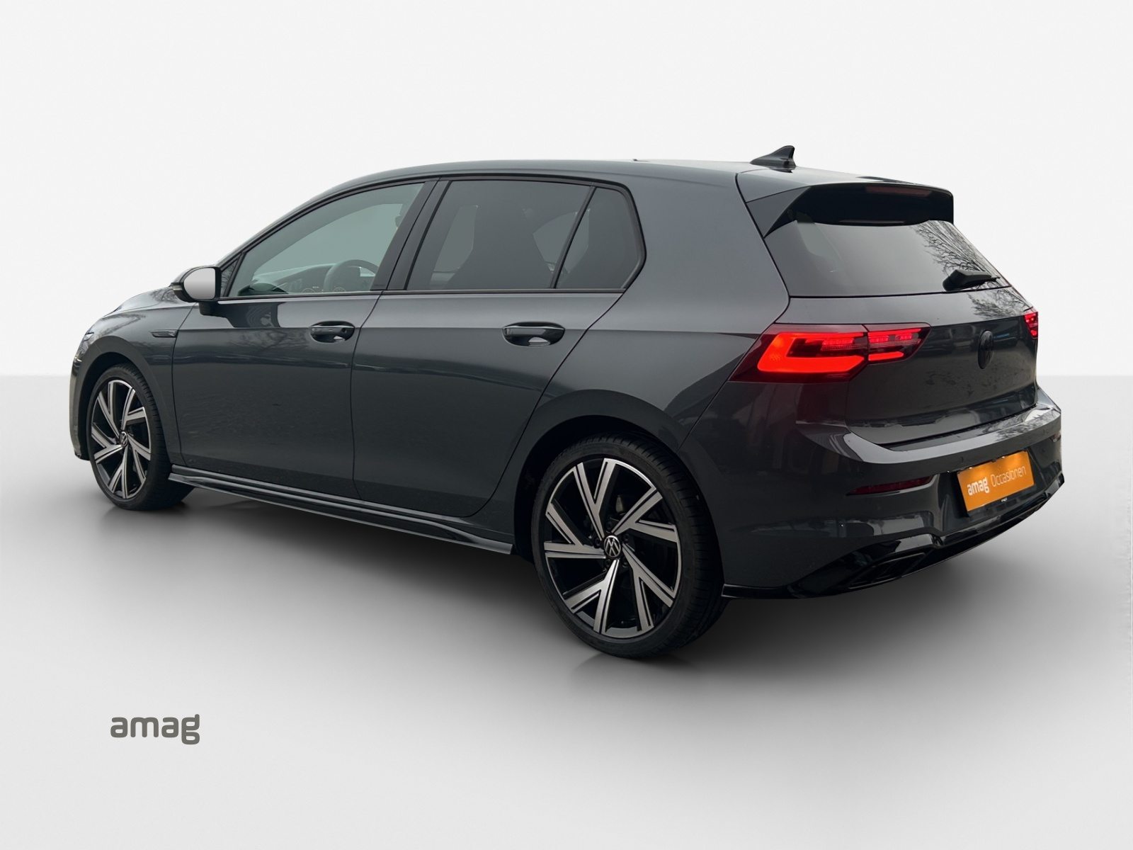 VW Golf R-Line, Petrol, Second hand / Used, Automatic - 3