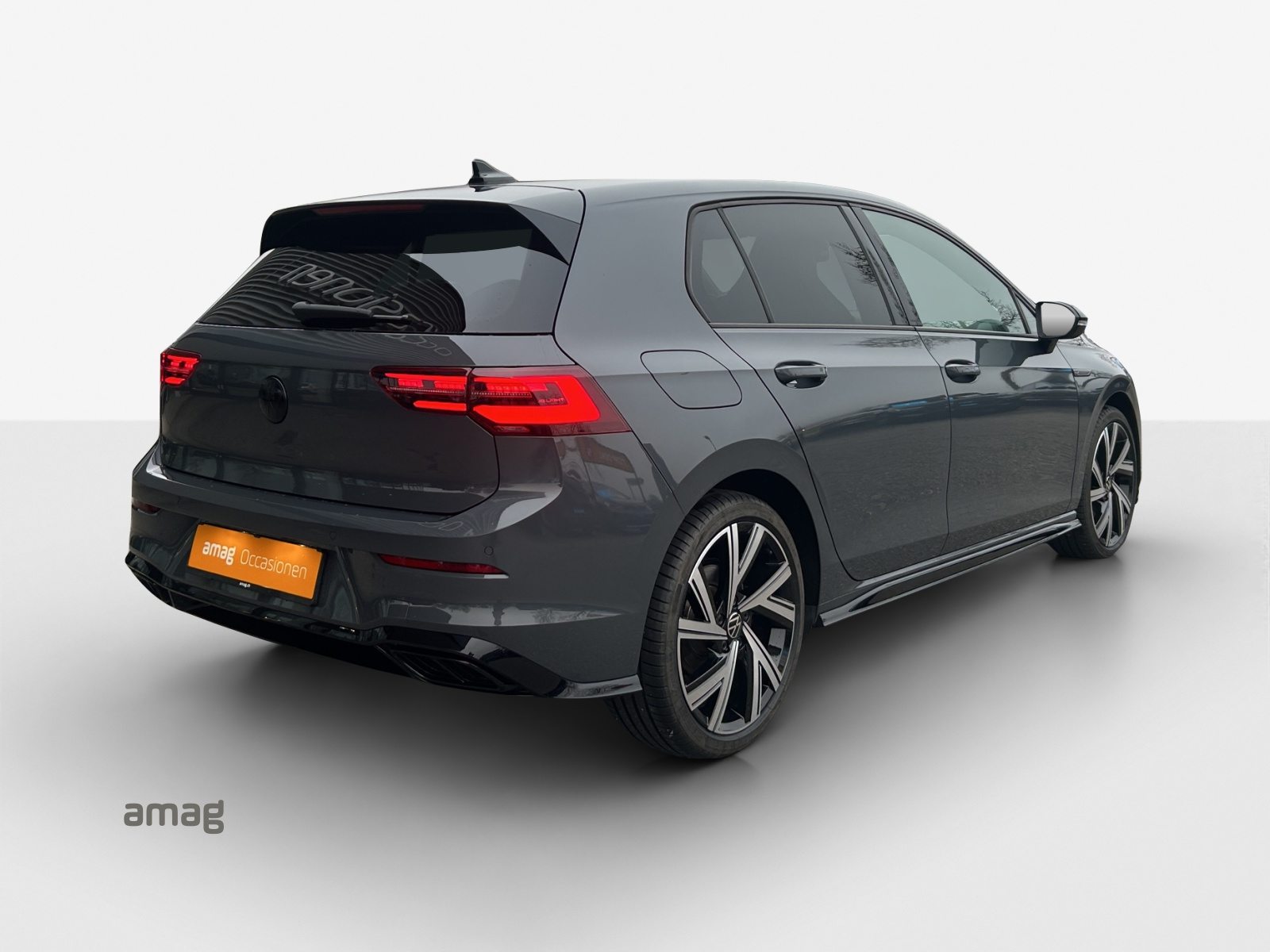 VW Golf R-Line, Petrol, Second hand / Used, Automatic - 5