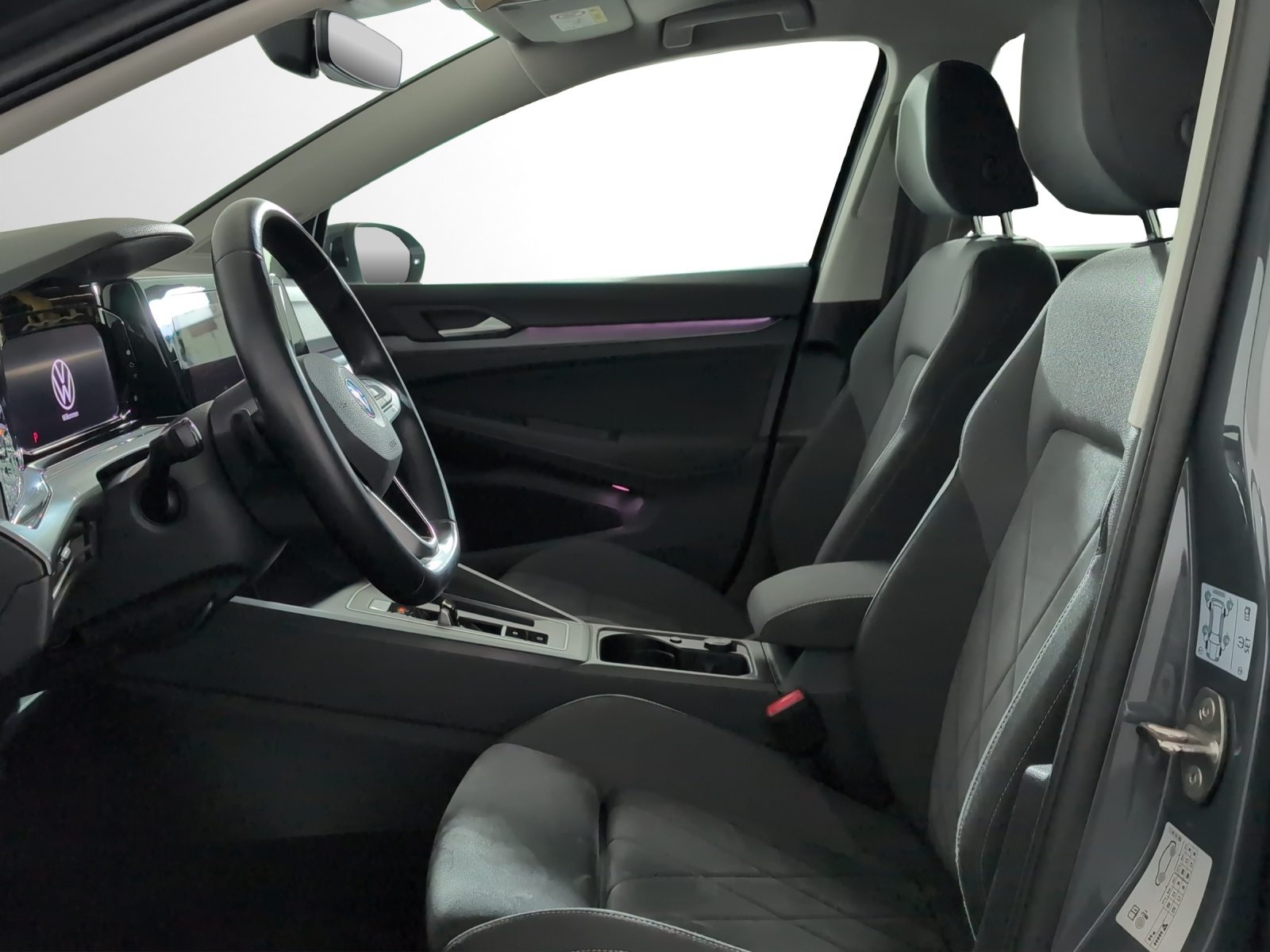 VW Golf Style, Essence, Occasion / Utilisé, Automatique - 6