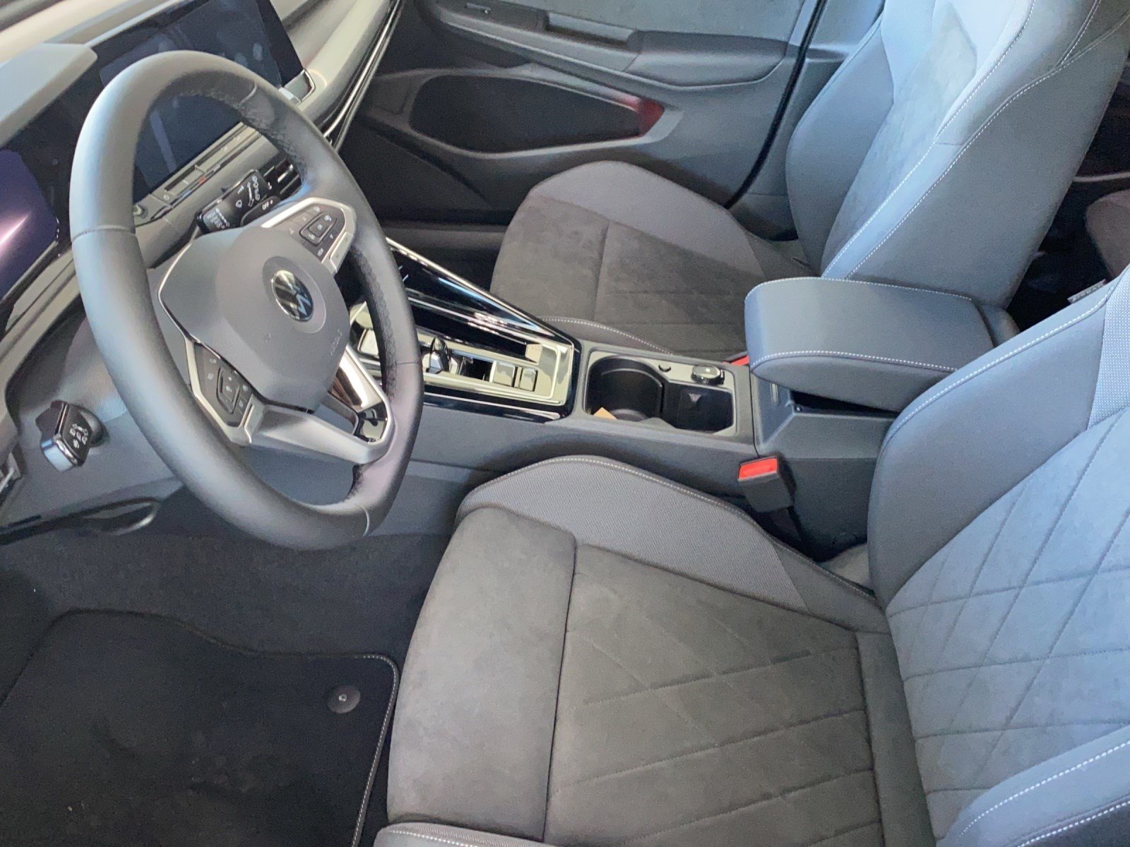 VW Golf 1.4 TSI PHEV Selection, Hybride Rechargeable Essence/Électricité, Occasion / Utilisé, Automatique - 6