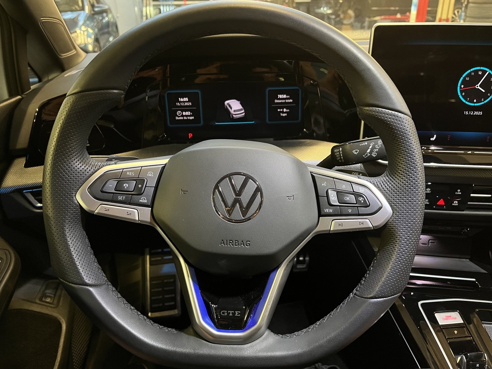 VW Golf 1.4 TSI PHEV GTE, Plug-in-Hybrid Benzin/Elektro, Occasion / Gebraucht, Automatik - 6