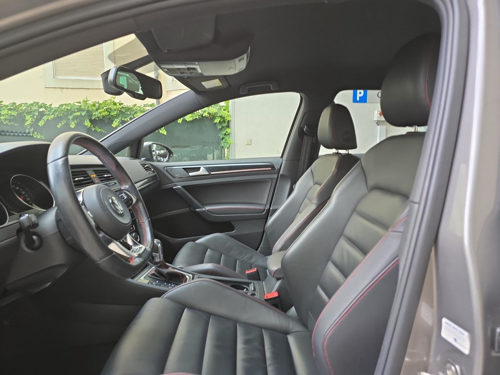 VW Golf 2.0 TSI GTI DSG, Petrol, Second hand / Used, Automatic - 5