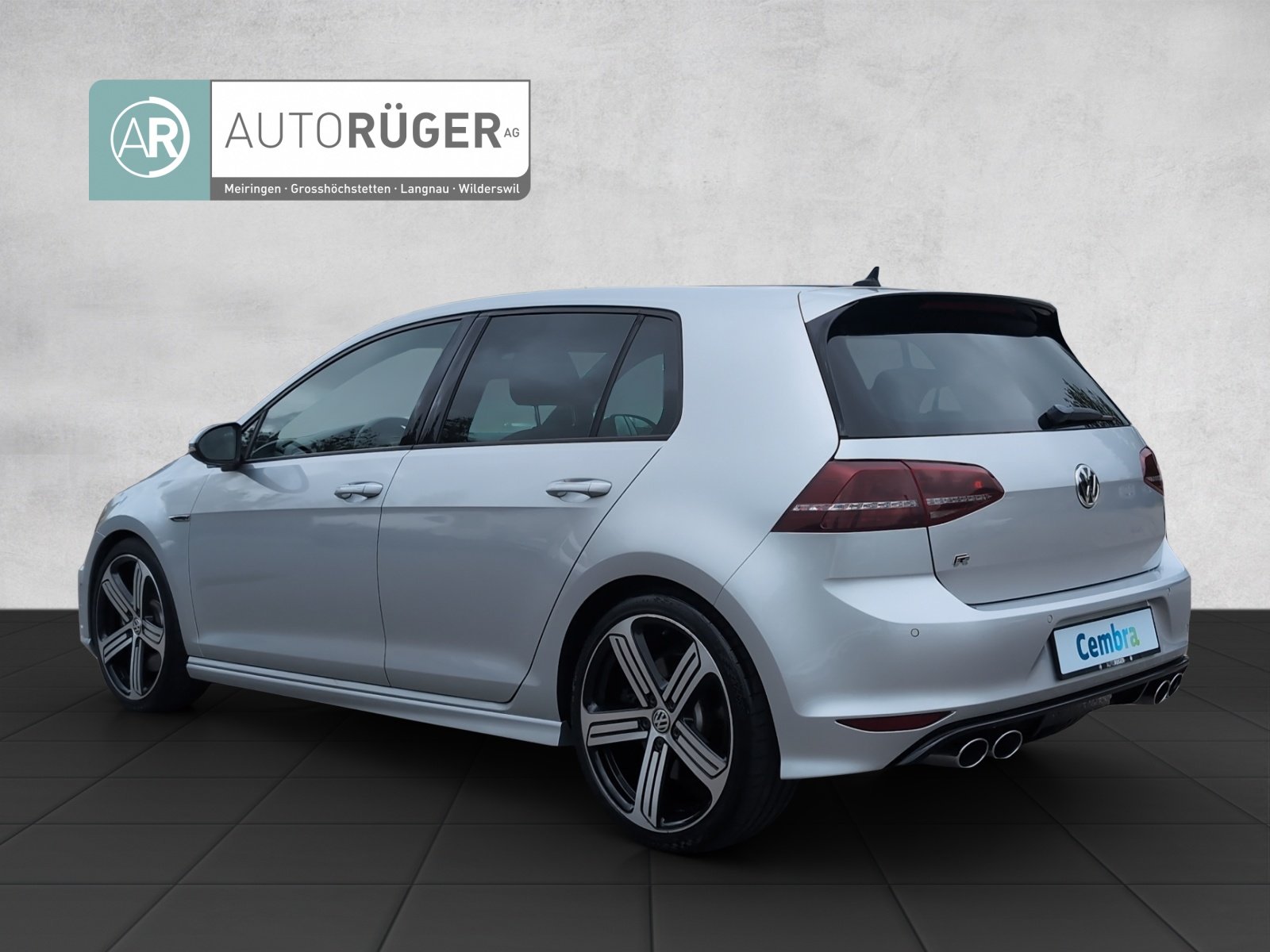 VW Golf 2.0 TSI R 4Motion DSG, Petrol, Second hand / Used, Automatic - 4