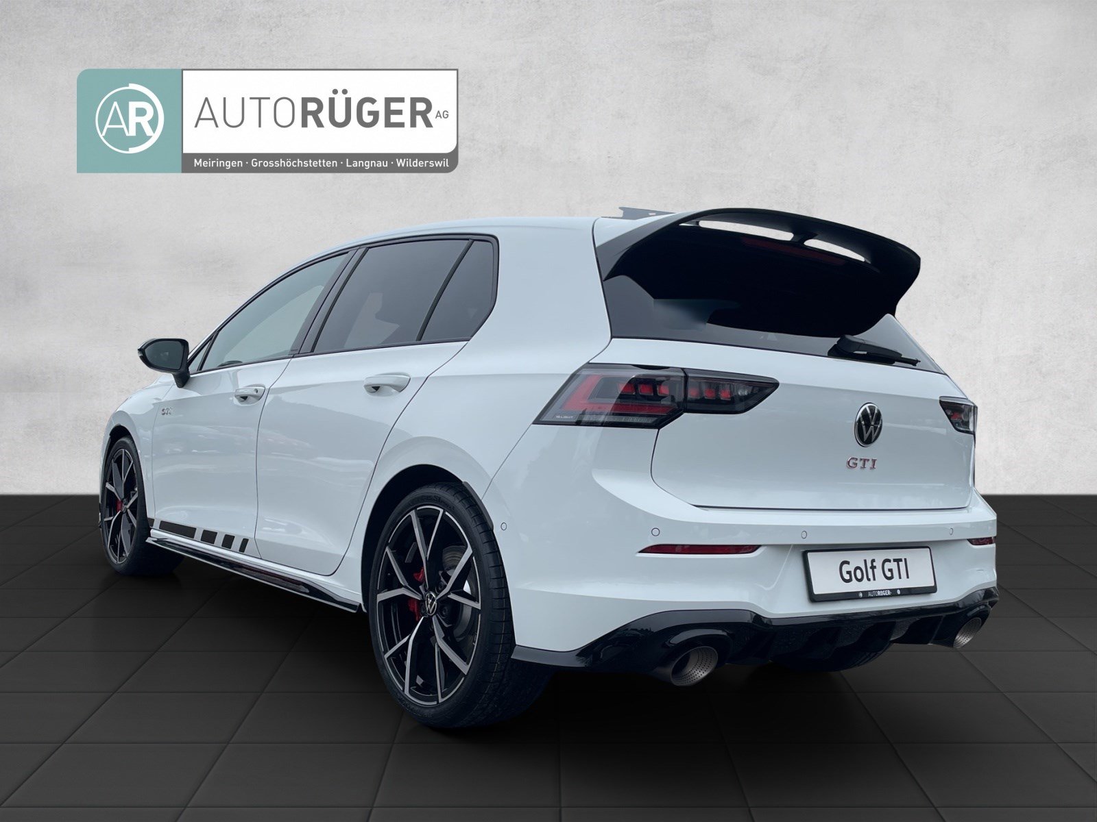 VW Golf 2.0 TSI GTI Clubsport DSG, Petrol, Second hand / Used, Automatic - 4