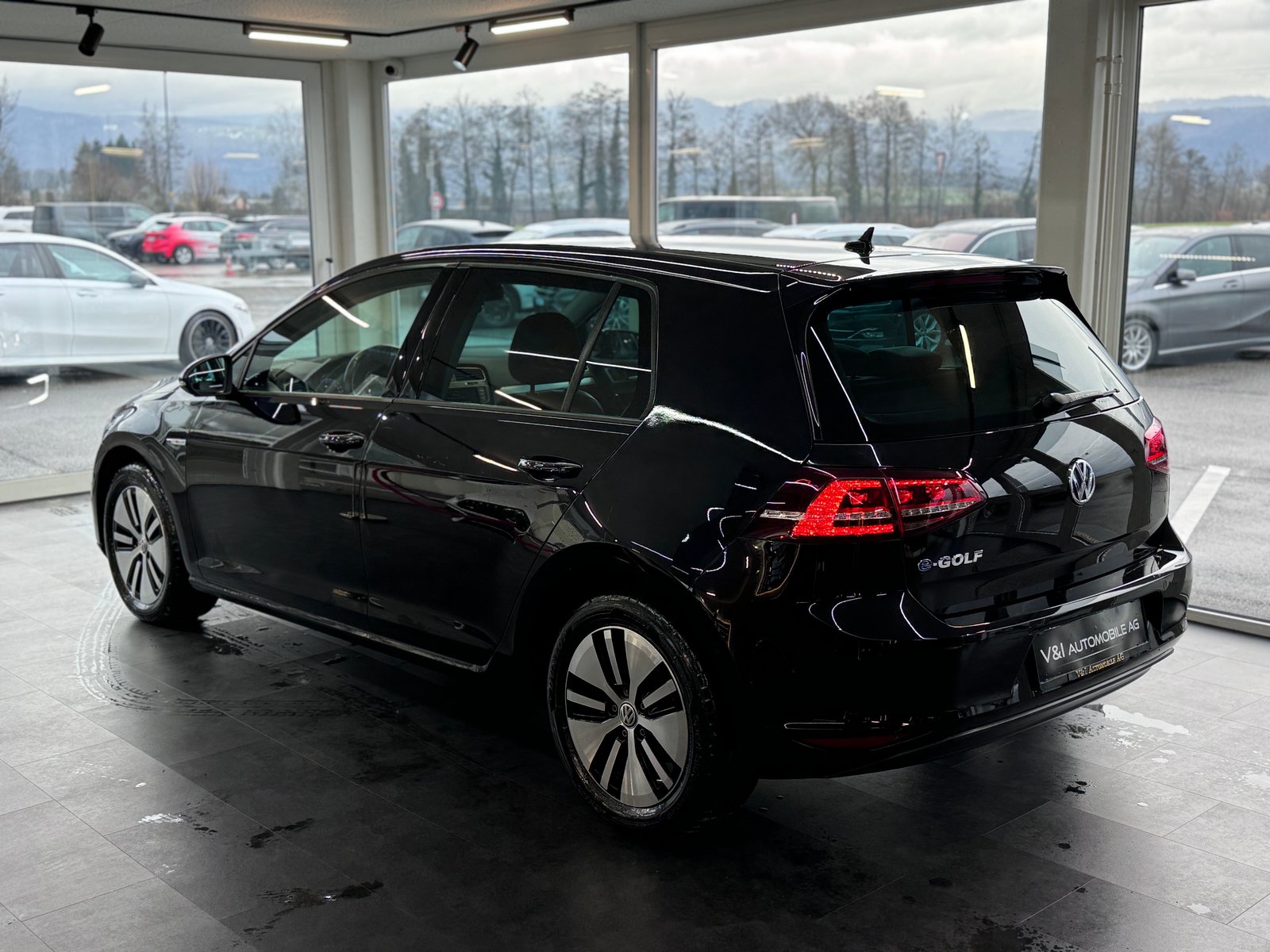 VW e-Golf, Electric, Second hand / Used, Automatic - 5