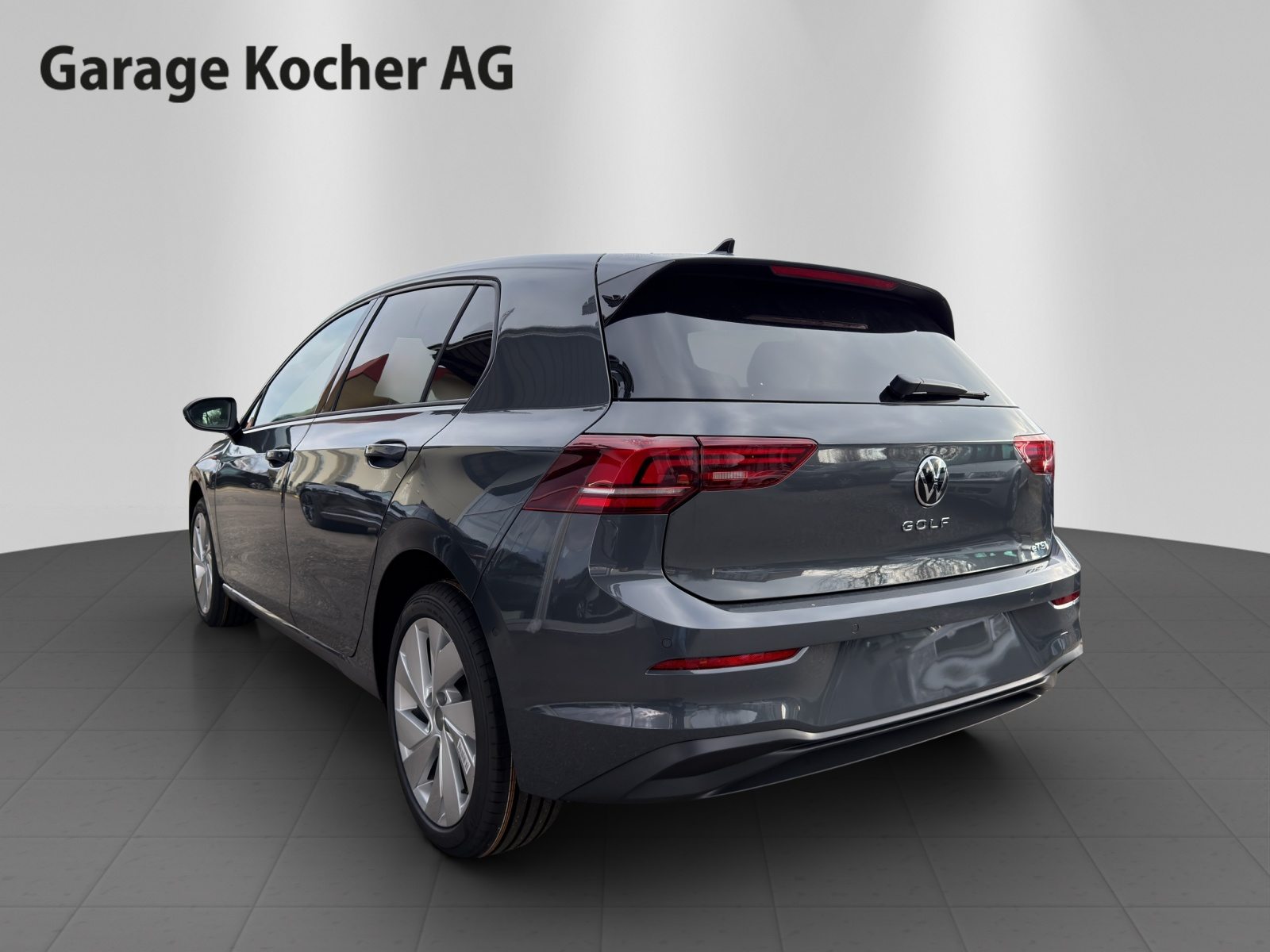 VW Golf UNITED, Benzin, Occasion / Gebraucht, Automatik - 5
