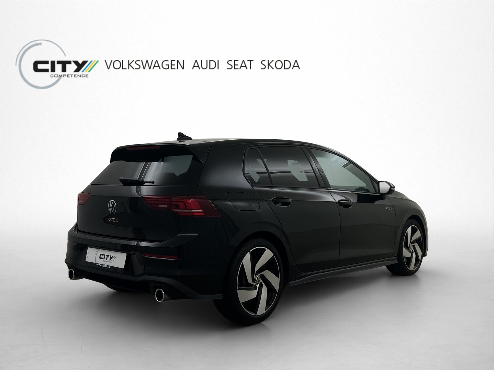 VW Golf 8 2.0 TSI GTI DSG, Benzina, Occasioni / Usate, Automatico - 3