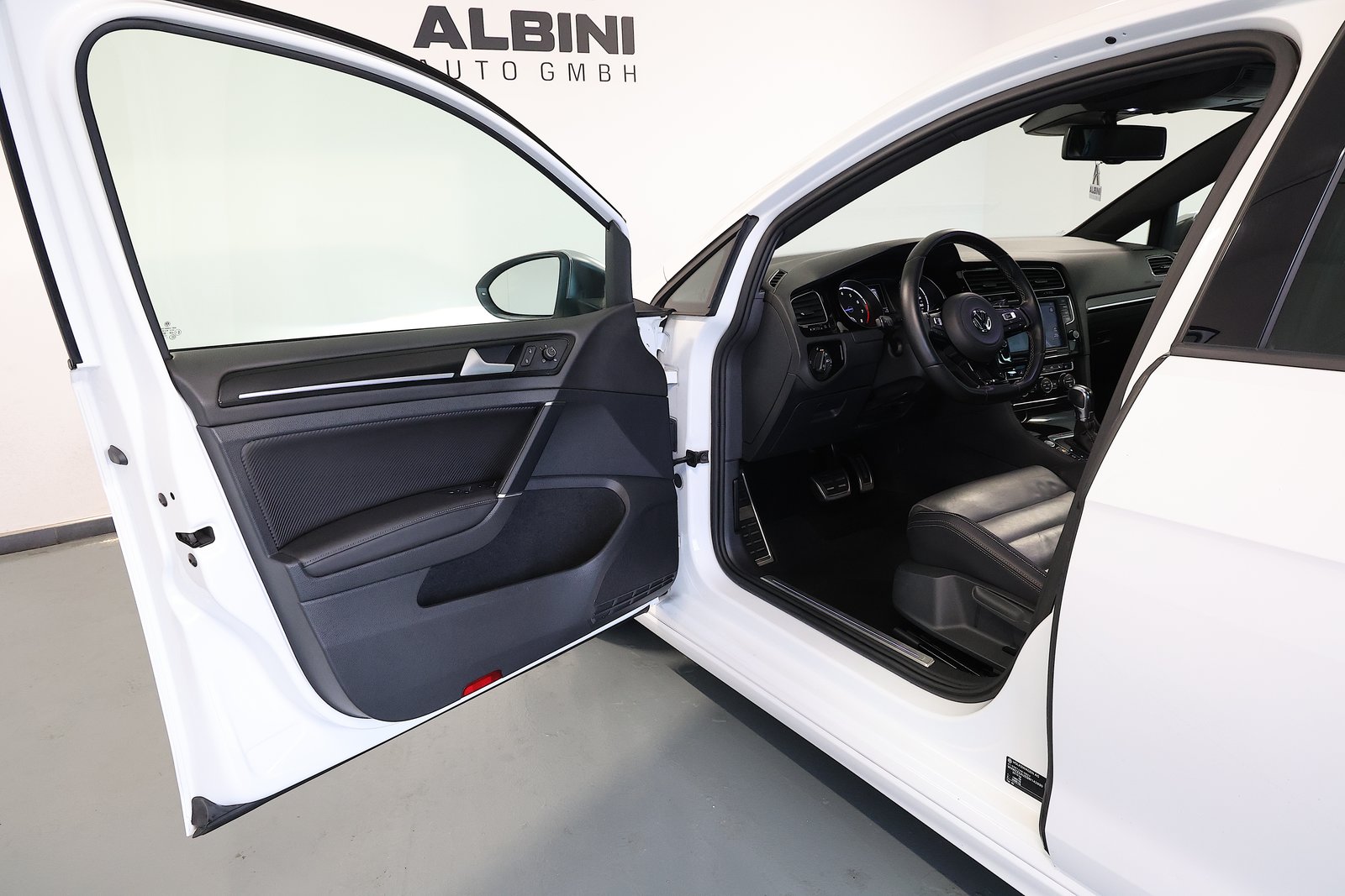 VW Golf 2.0 TSI R 4Motion DSG, Benzina, Occasioni / Usate, Automatico - 7