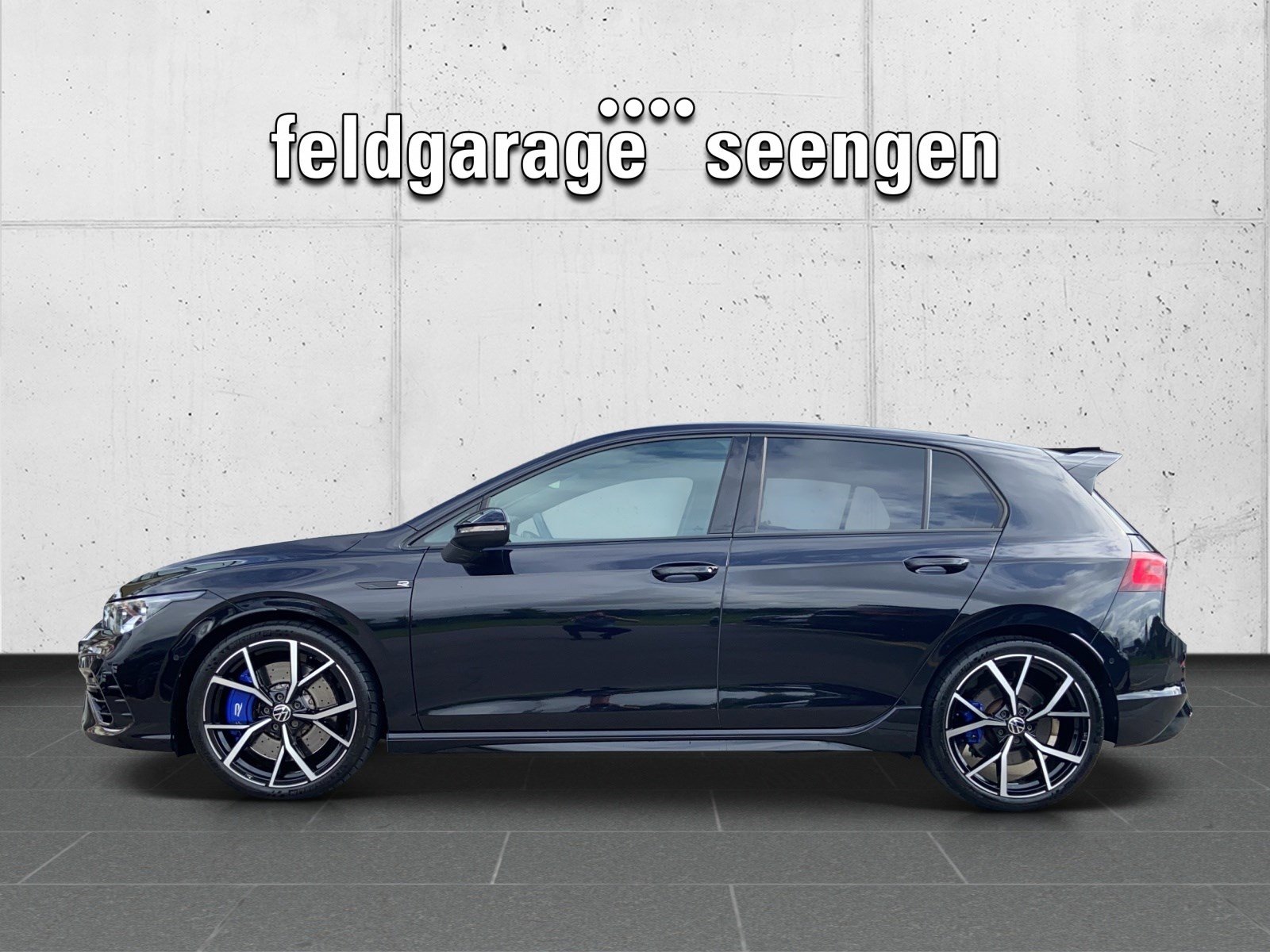 VW Golf 2.0 TSI R DSG 4Motion mit Akrapovic Panoramadach, Petrol, Second hand / Used, Automatic - 2
