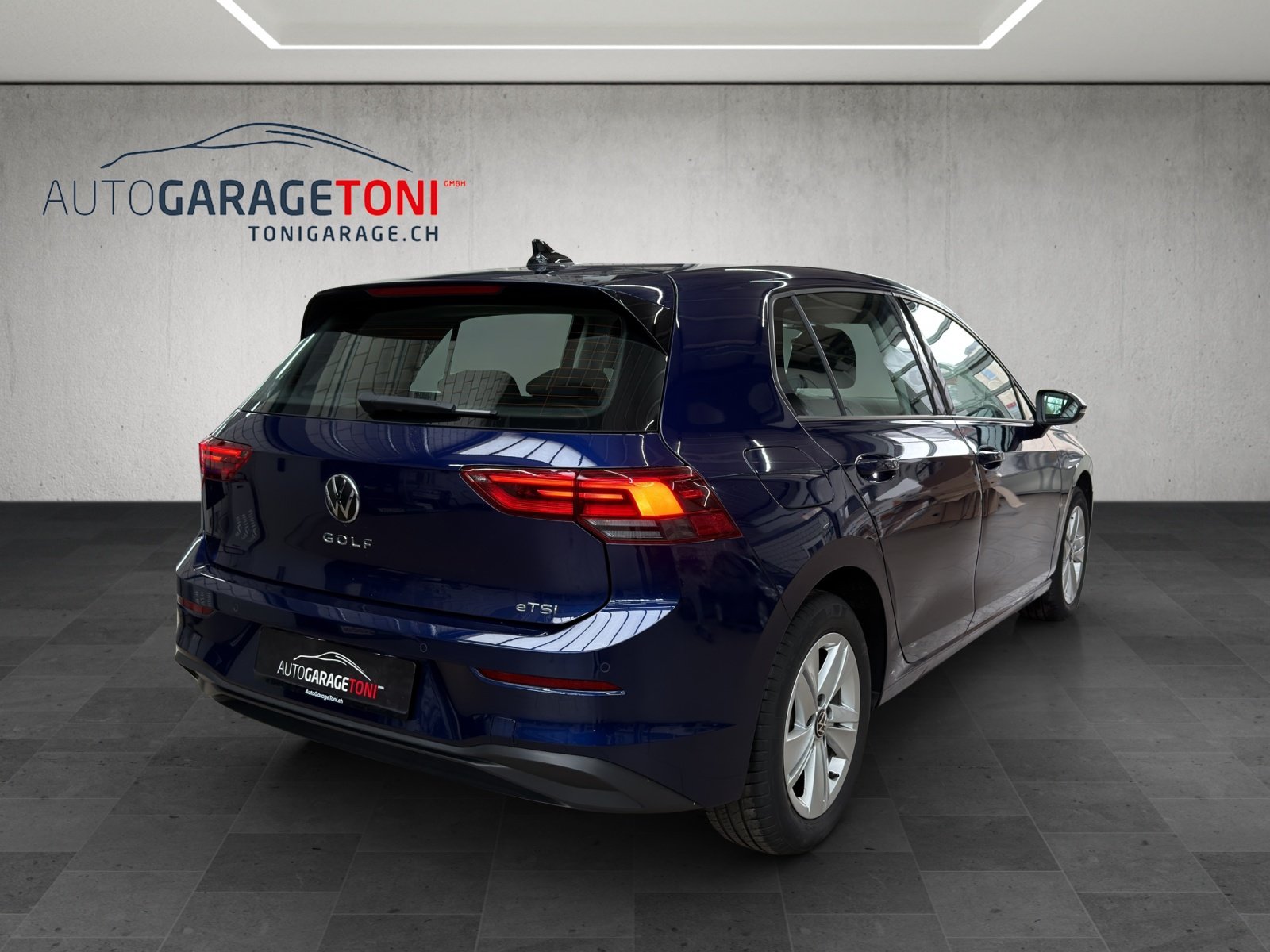 VW Golf 1.0 eTSI mHEV ACTLife DSG, Mild-Hybrid Petrol/Electric, Second hand / Used, Automatic - 6