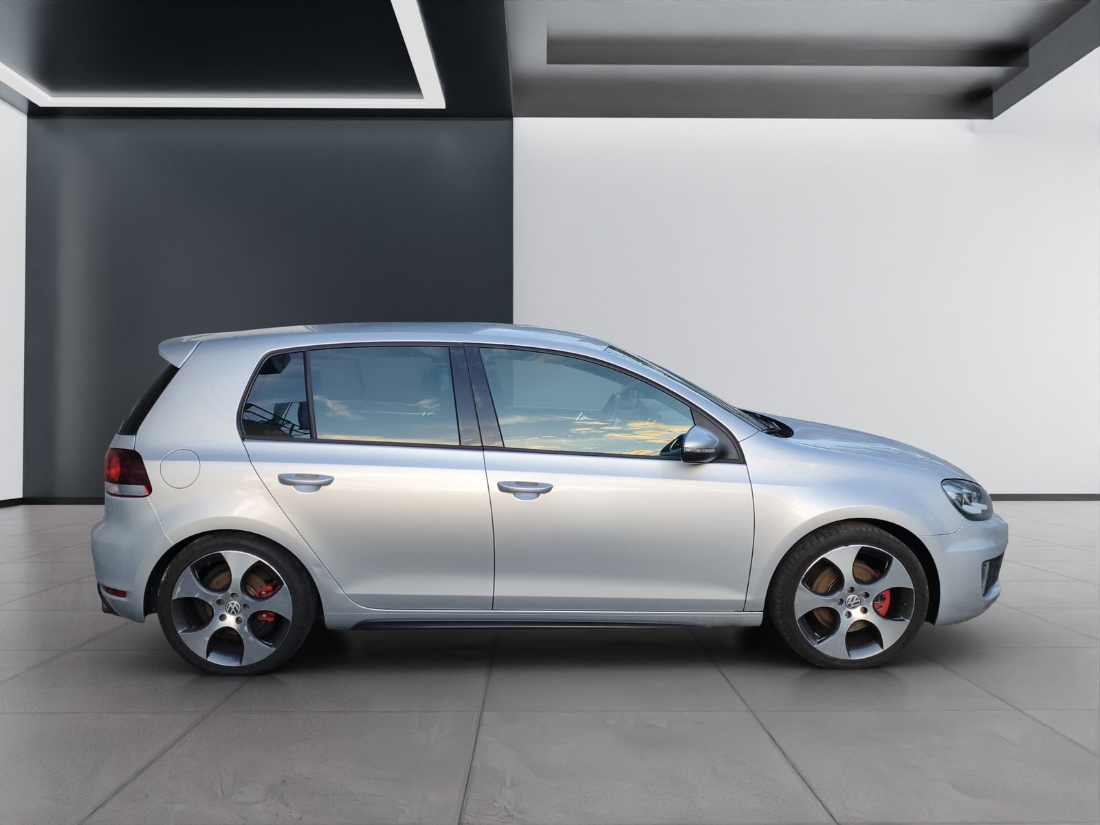 VW Golf VI Limousine 2.0 2.0 TSI GTI, Essence, Occasion / Utilisé, Manuelle - 2