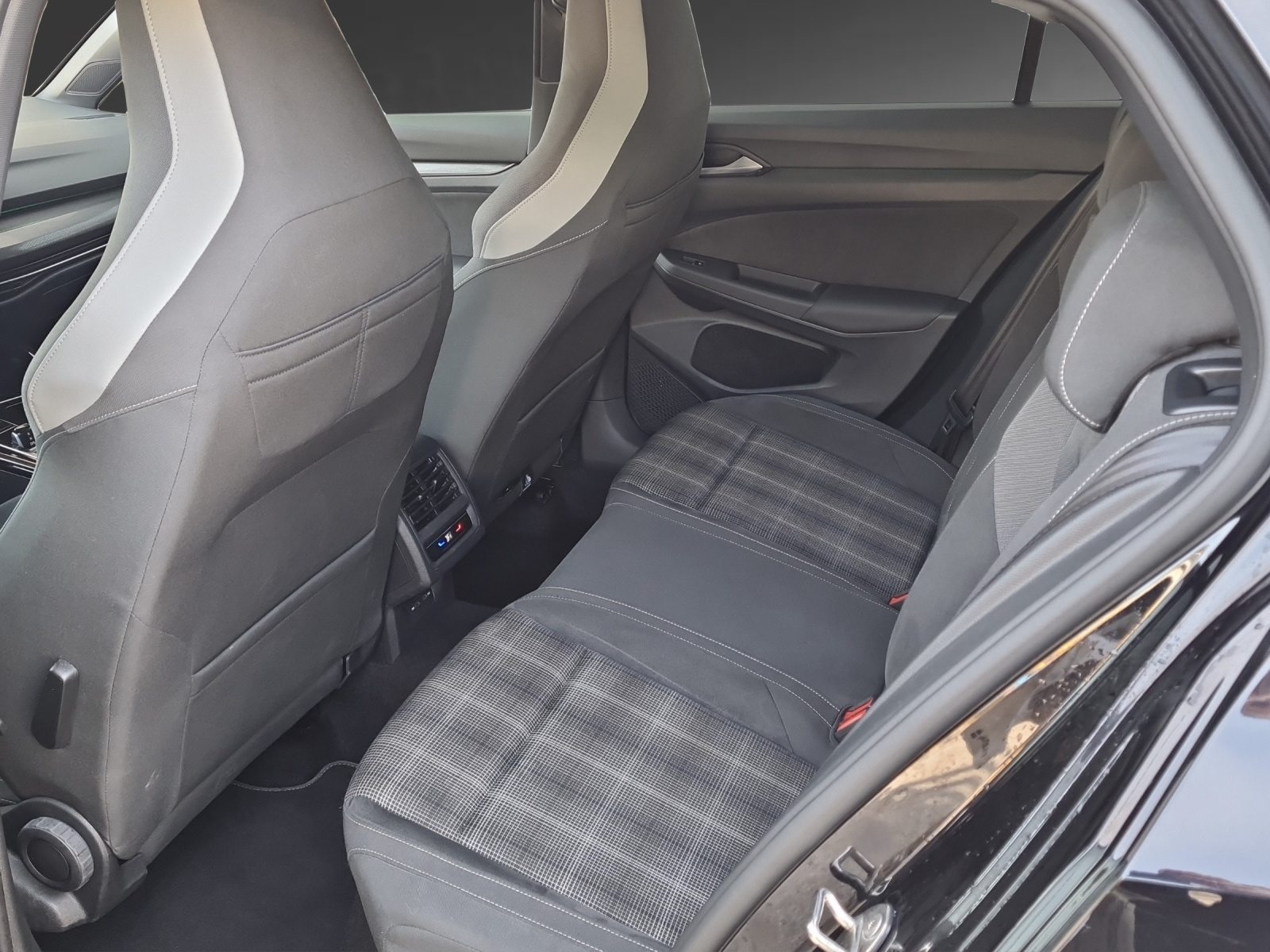 VW Golf GTD, Diesel, Occasion / Utilisé, Automatique - 7