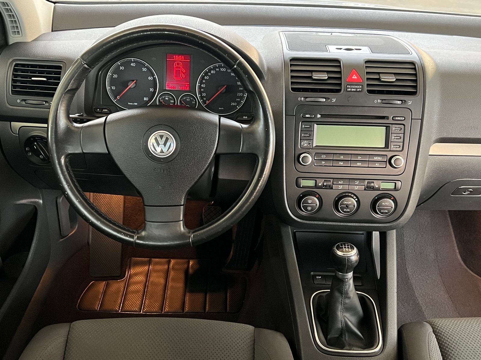 VW Golf 2.0 FSI Comfortline 4Motion, Essence, Occasion / Utilisé, Manuelle - 4