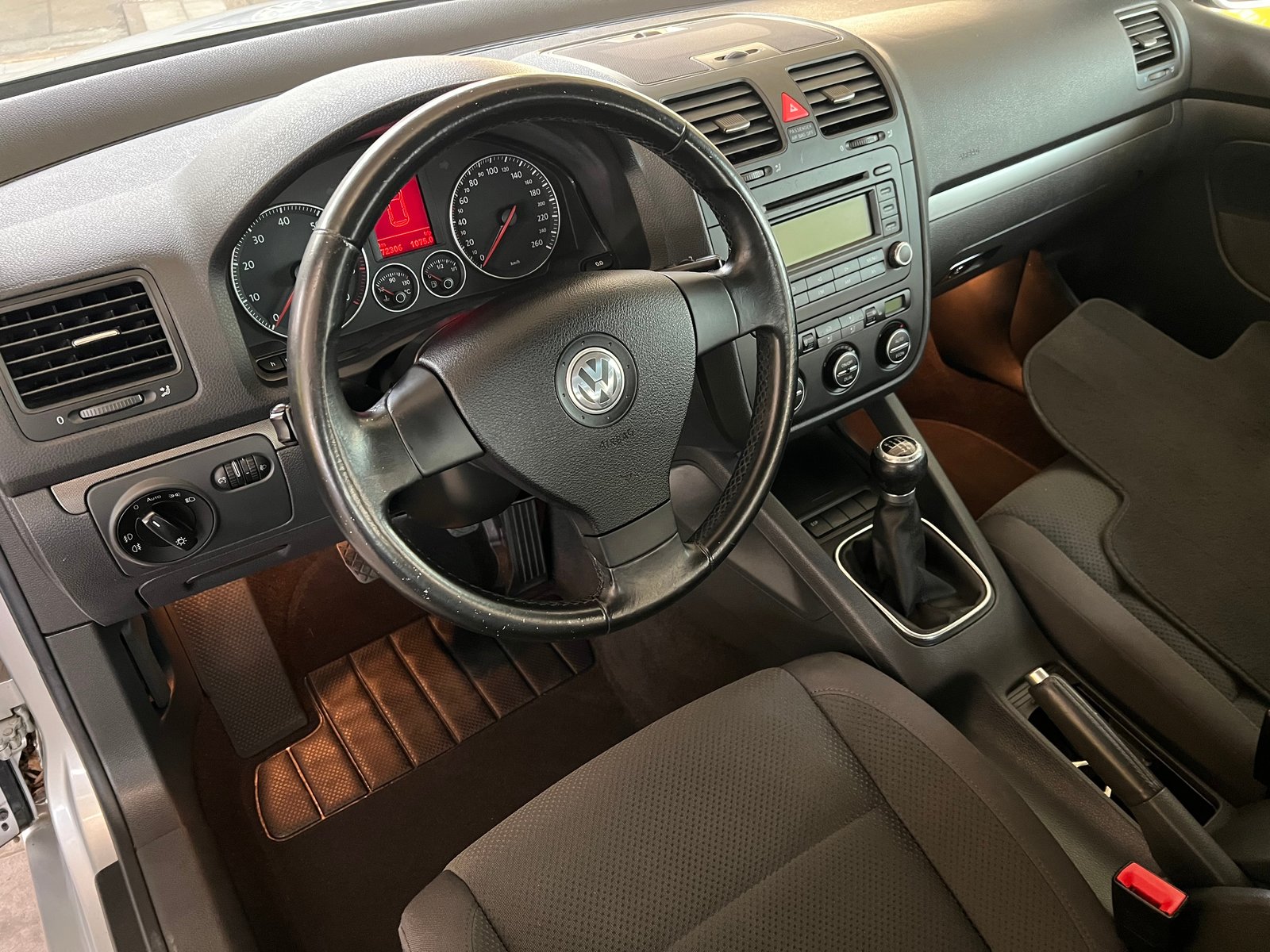 VW Golf 2.0 FSI Comfortline 4Motion, Essence, Occasion / Utilisé, Manuelle - 6