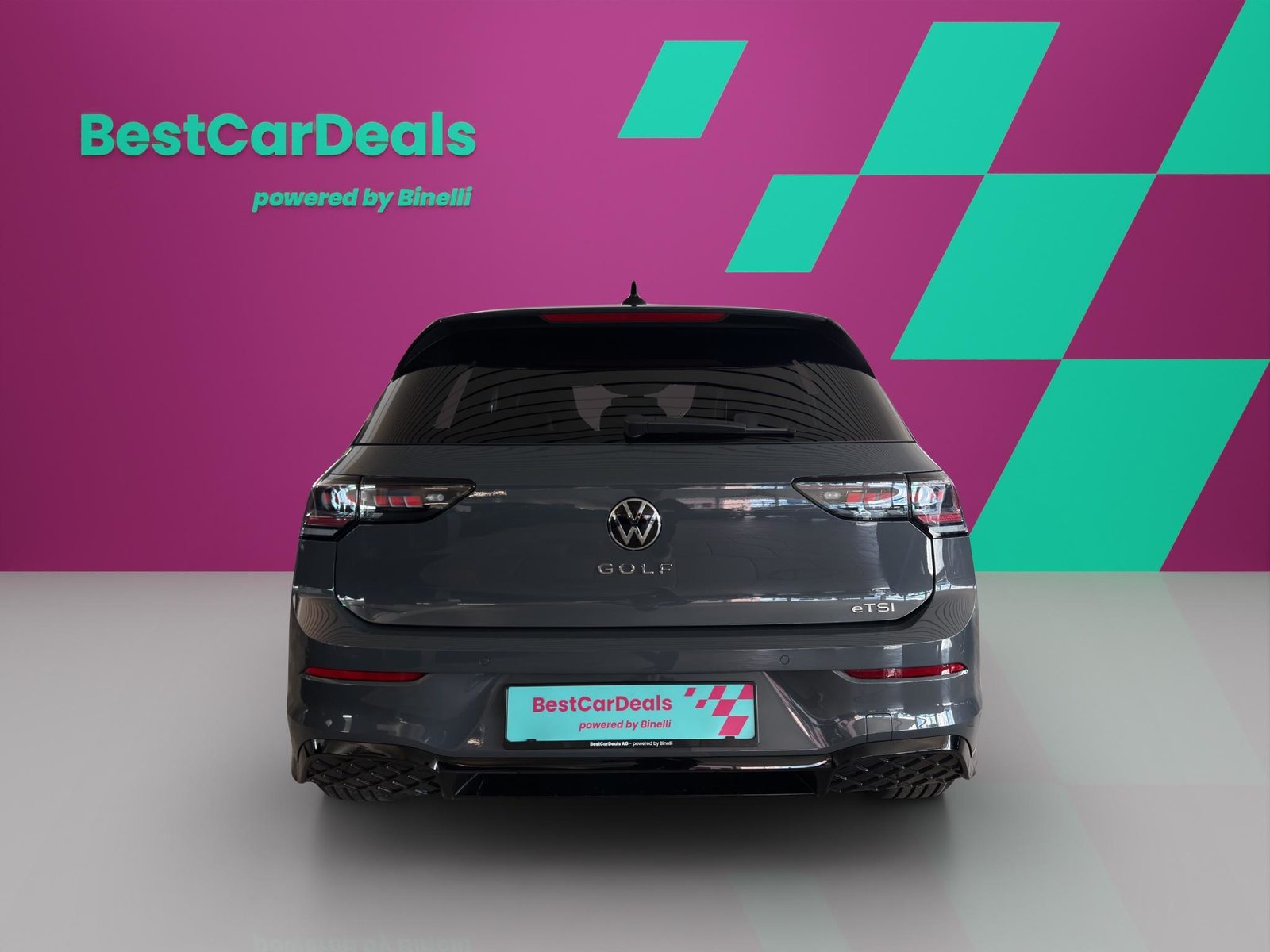 VW Golf VIII 1.5 eTSI R-Line DSG, Mild-Hybrid Benzin/Elektro, Occasion / Gebraucht, Automatik - 4