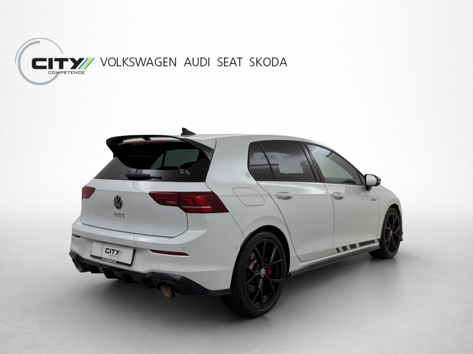 VW Golf 8 2.0 TSI GTI Clubsport DSG, Petrol, Second hand / Used, Automatic - 3