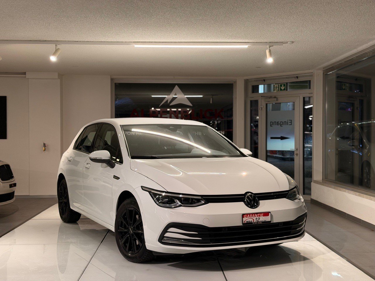 VW Golf 1.5 eTSI mHEV ACT Style DSG, Mild-Hybrid Petrol/Electric, Second hand / Used, Automatic - 2