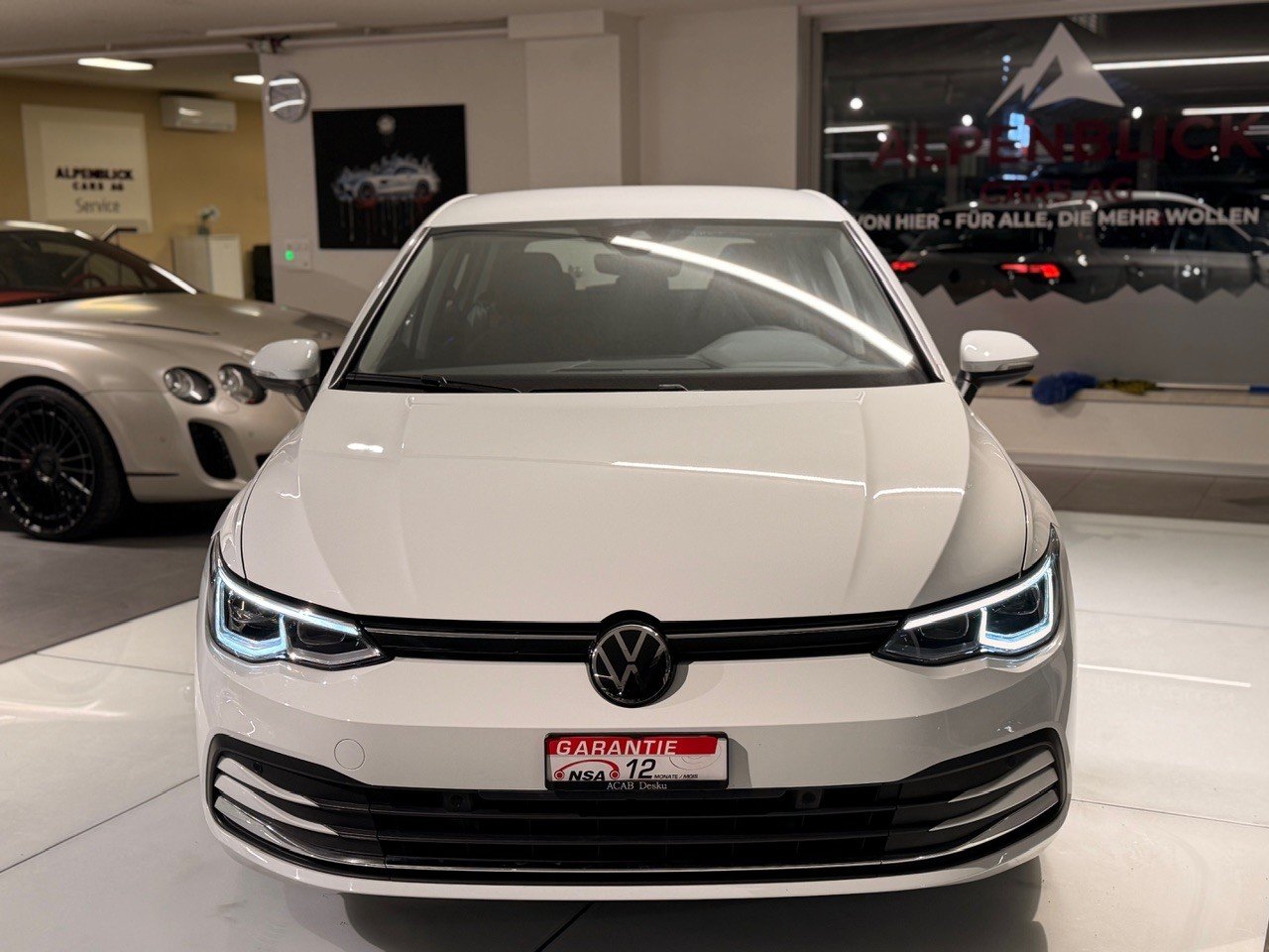 VW Golf 1.5 eTSI mHEV ACT Style DSG, Mild-Hybrid Petrol/Electric, Second hand / Used, Automatic - 3