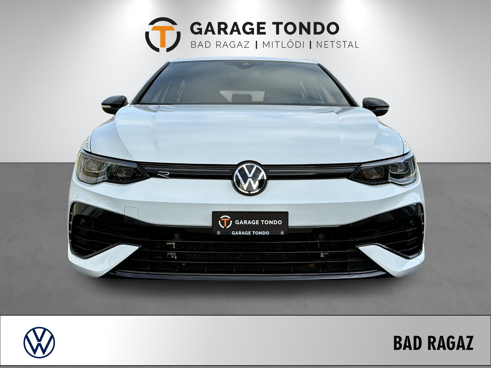 VW Golf VIII 2.0 TSI R DSG 4motion, Petrol, Second hand / Used, Automatic - 2
