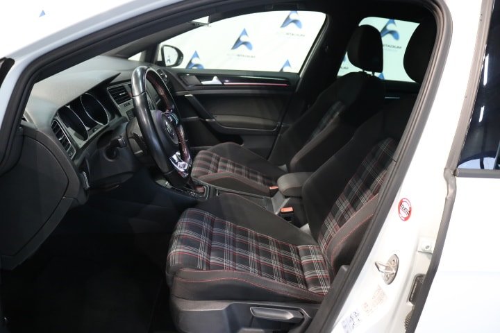 VW Golf 2.0 TSI GTI DSG, Benzin, Occasion / Gebraucht, Automatik - 2
