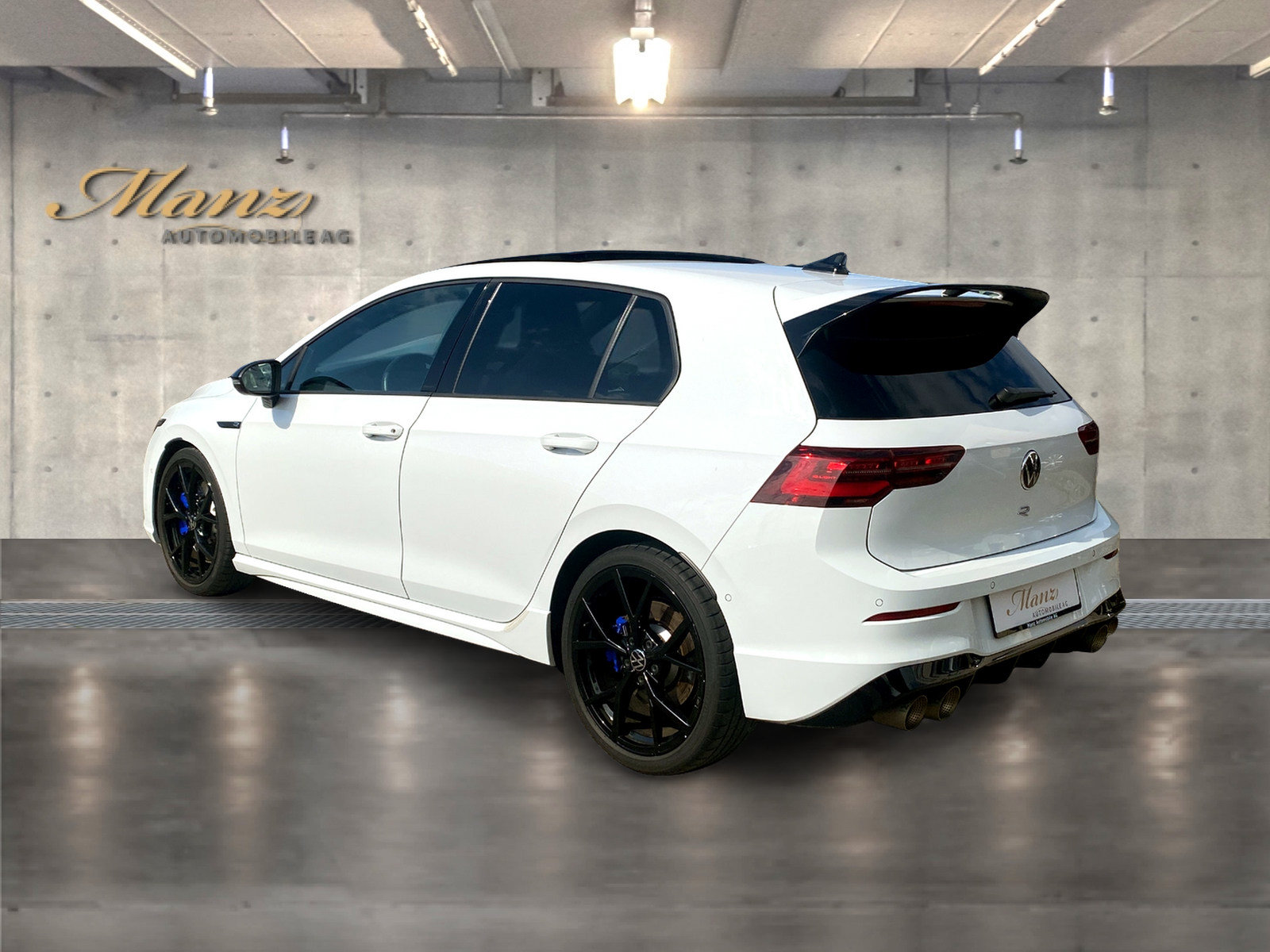 VW Golf 2.0 TSI R 320PS Black-Style Performance 4Motion DSG, Petrol, Second hand / Used, Automatic - 3