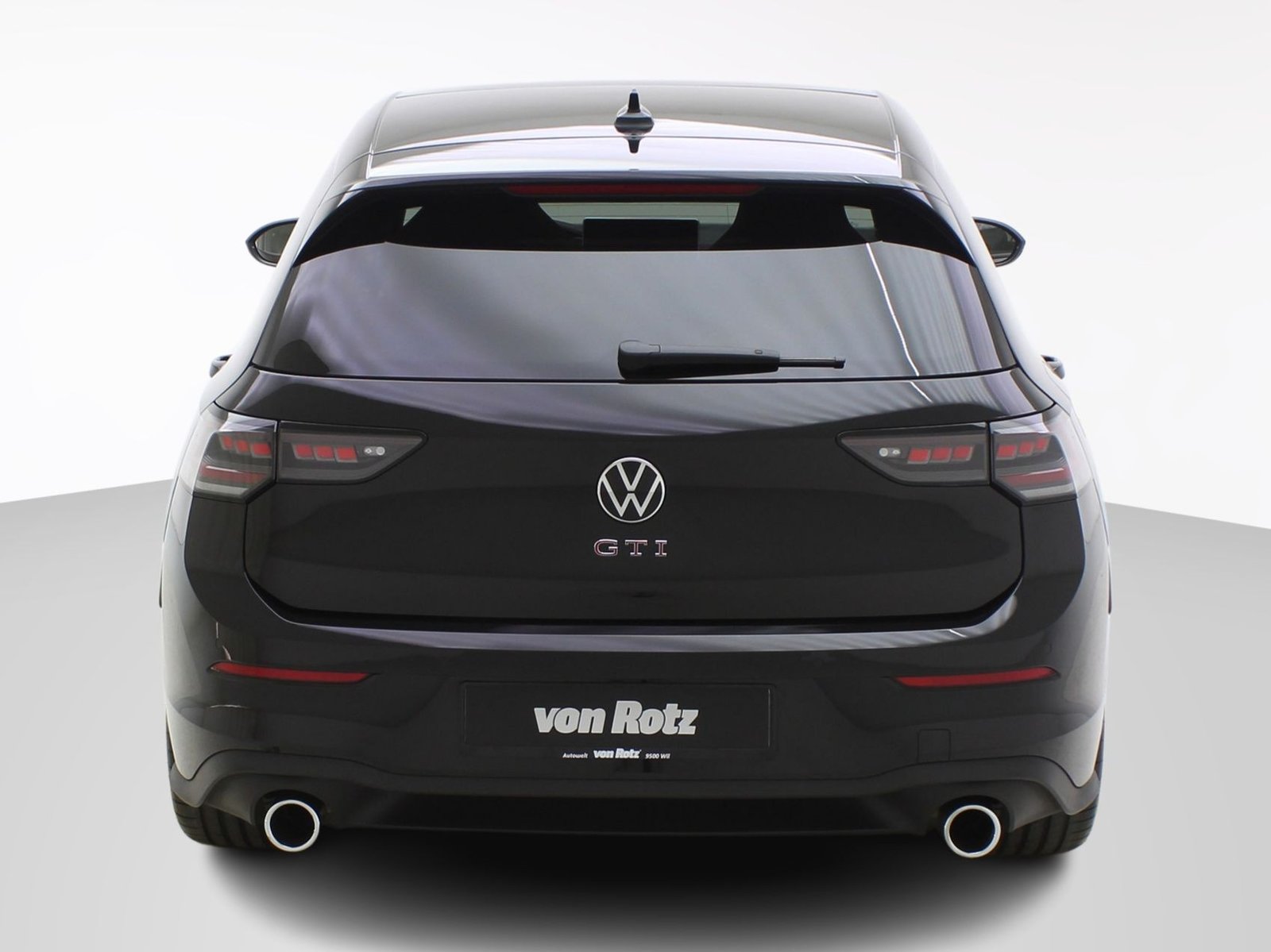 VW Golf 8.5 2.0 TSI DSG GTI Black Style (2025) **Leder/Harmo, Petrol, Second hand / Used, Automatic - 4