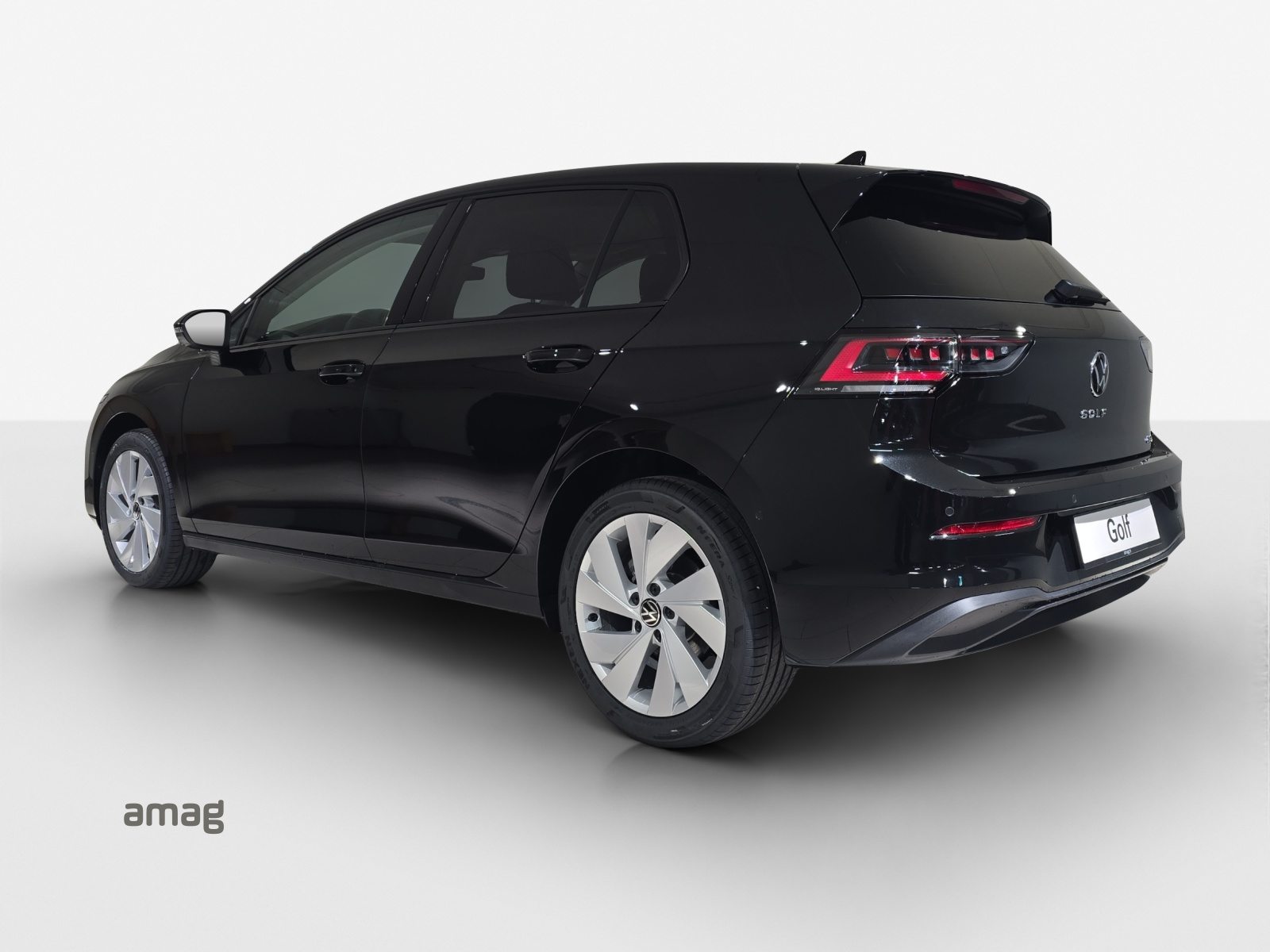 VW Golf UNITED, Petrol, Second hand / Used, Automatic - 3
