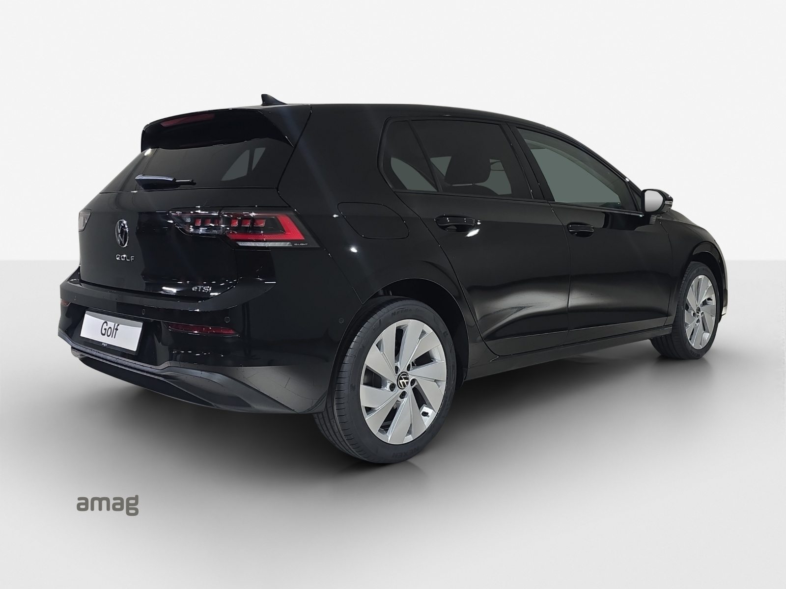 VW Golf UNITED, Petrol, Second hand / Used, Automatic - 5