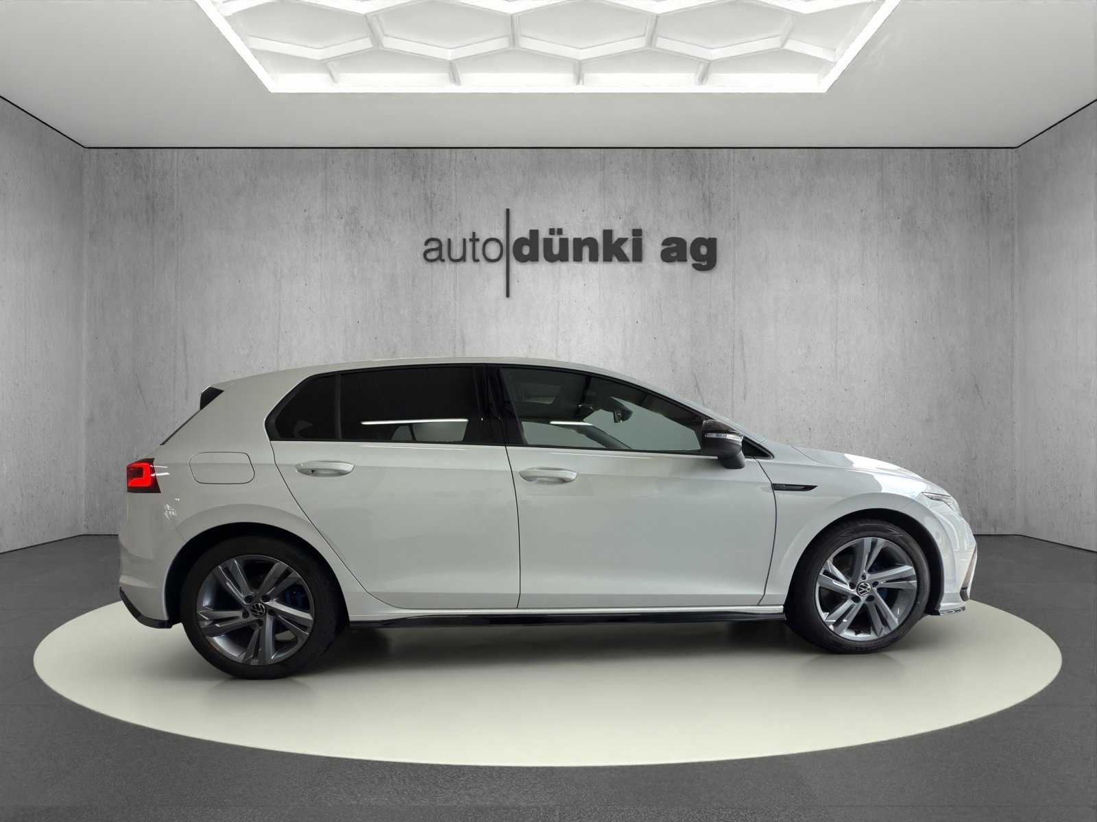 VW Golf 1.5 eTSI mHEV ACT R-Line DSG, Hybride Léger Essence/Électricité, Occasion / Utilisé, Automatique - 5