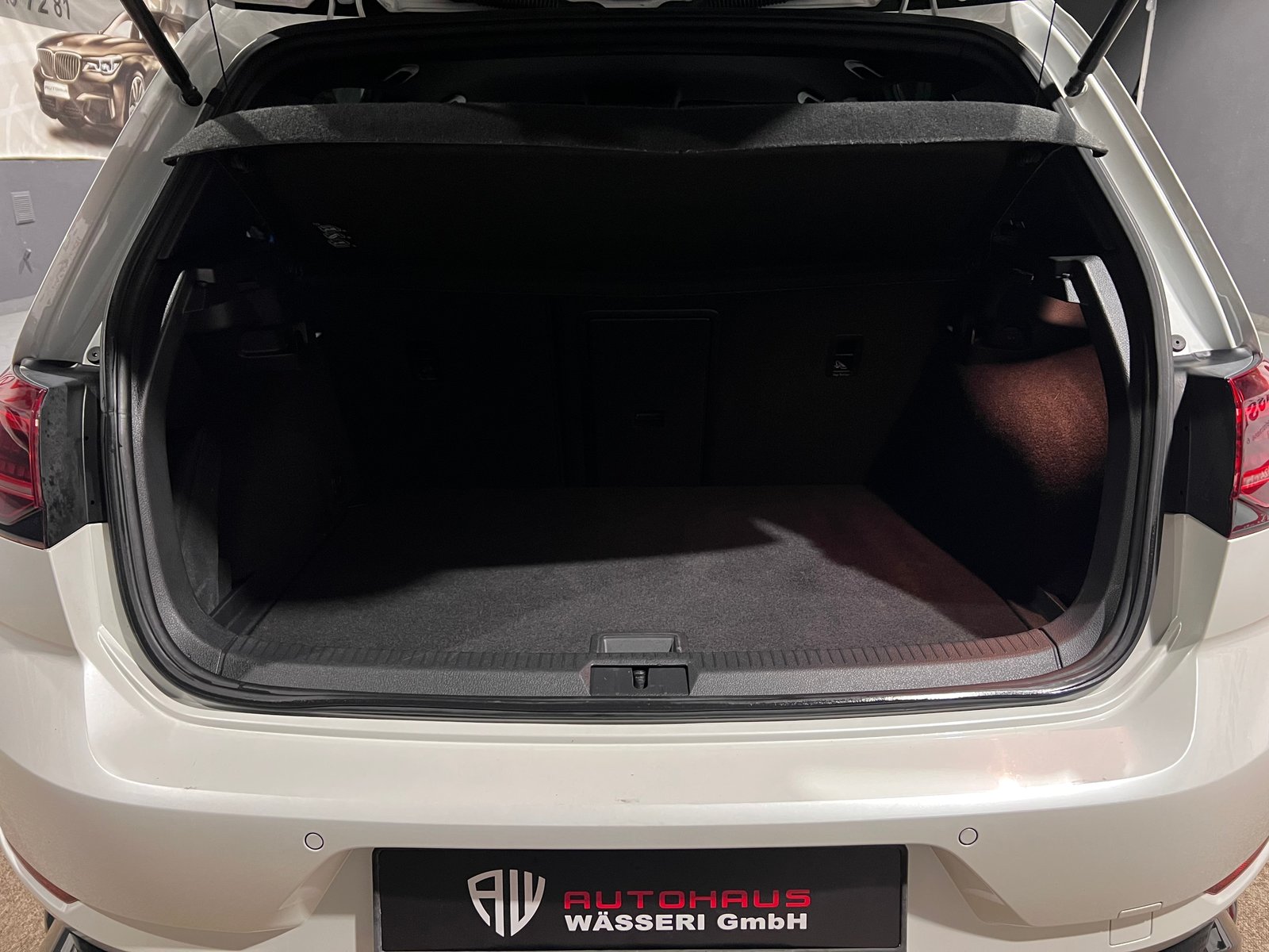 VW Golf 2.0 TSI R 4Motion DSG, Essence, Occasion / Utilisé, Automatique - 5