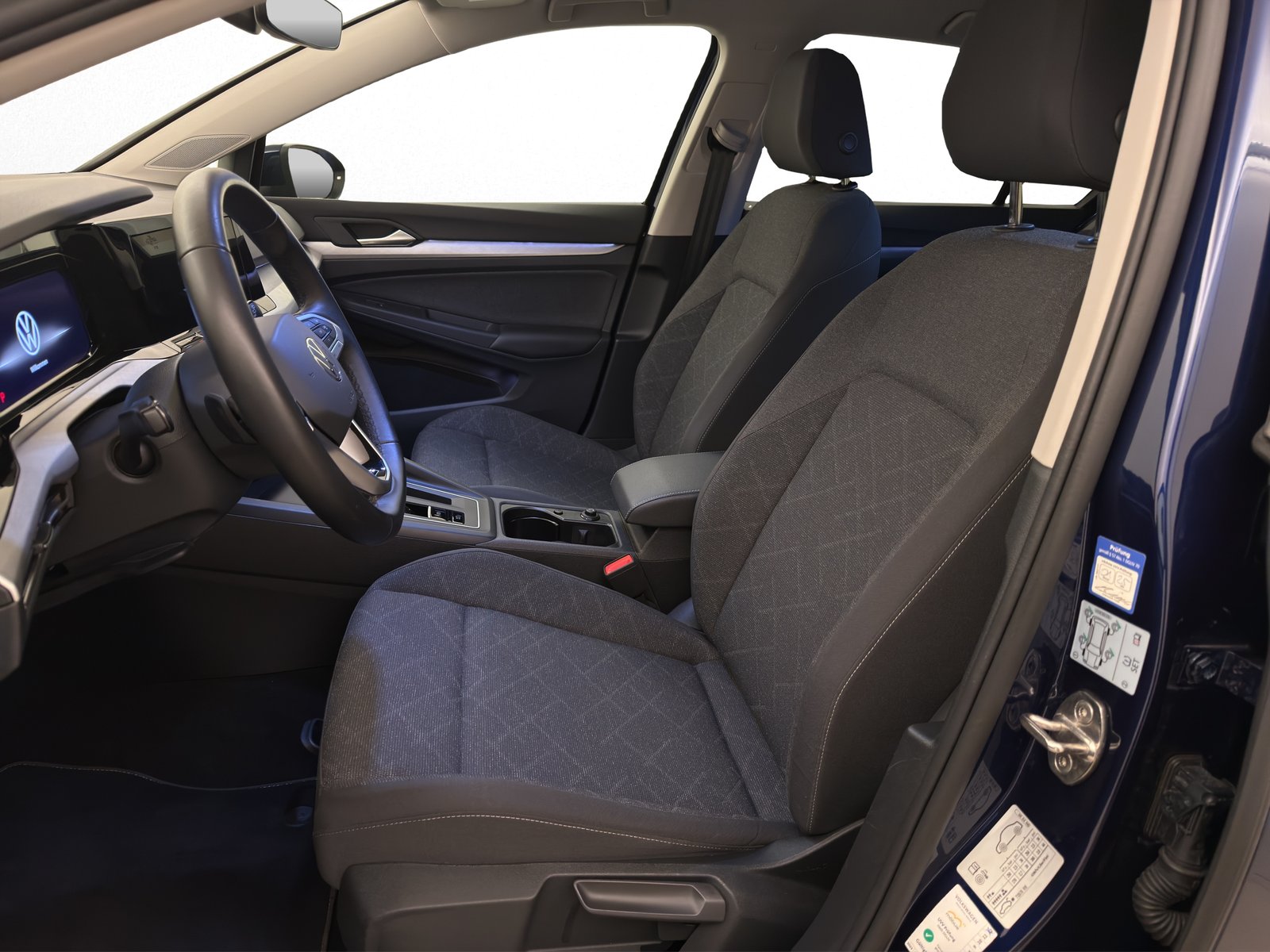 VW Golf 8 2.0 TDI Life DSG, Diesel, Occasion / Gebraucht, Handschaltung - 2