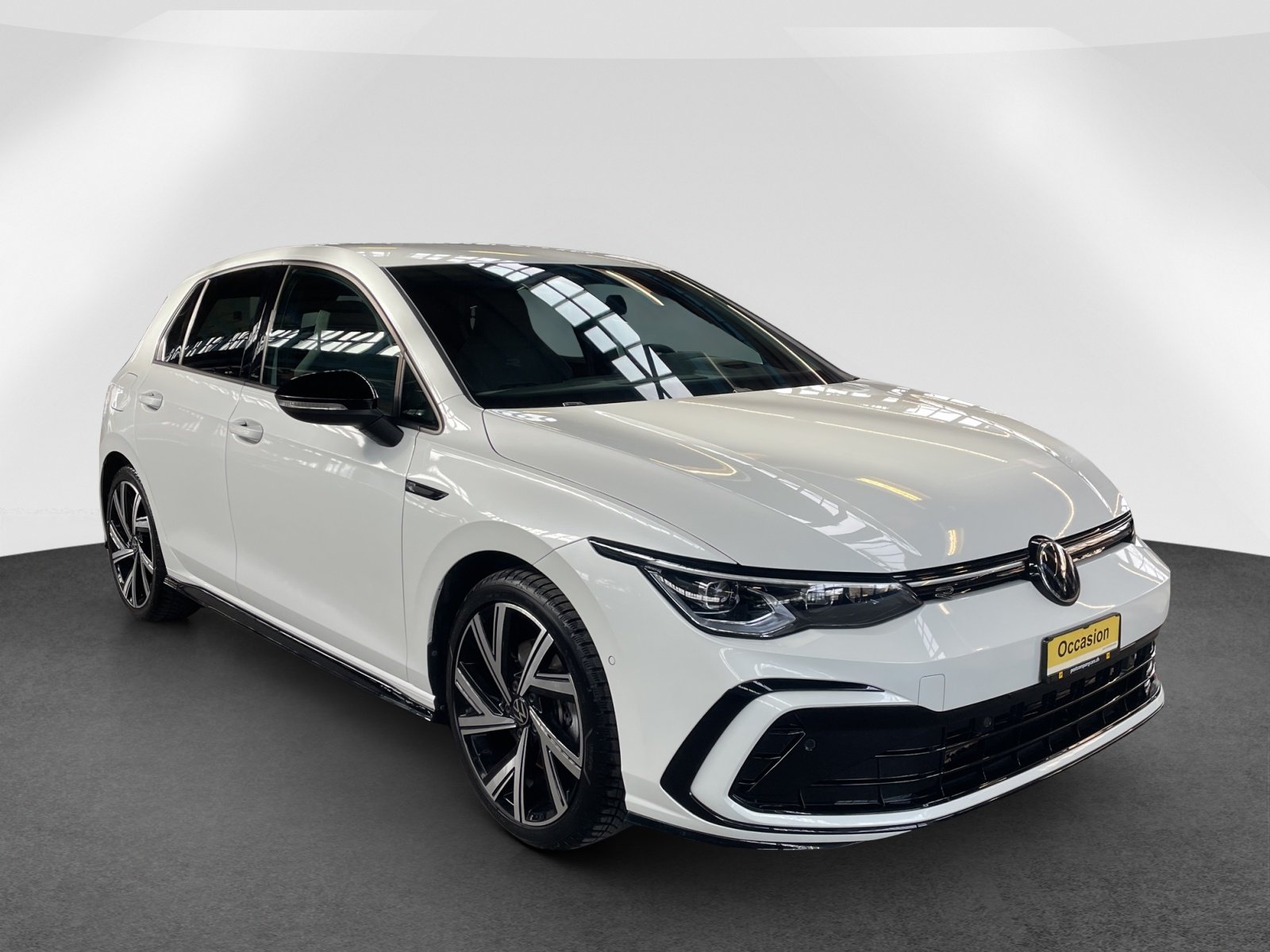 VW Golf VIII 2.0 TDI R-Line DSG 4motion