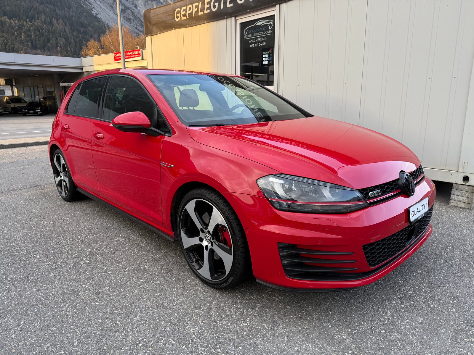 VW Golf 2.0 TSI GTI DSG, Petrol, Second hand / Used, Automatic - 3