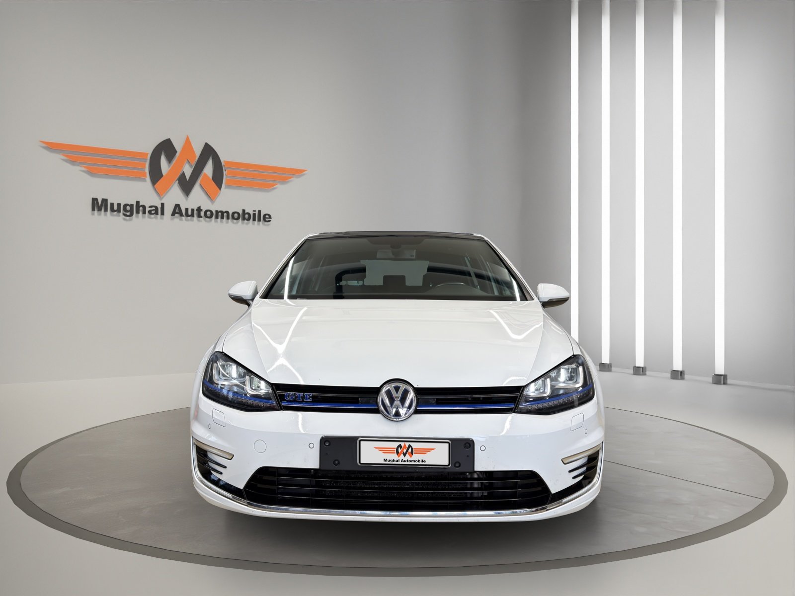 VW Golf 1.4 TSI GTE DSG, Plug-in-Hybrid Petrol/Electric, Second hand / Used, Automatic - 2
