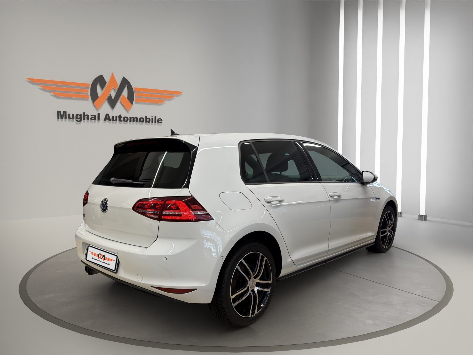 VW Golf 1.4 TSI GTE DSG, Plug-in-Hybrid Petrol/Electric, Second hand / Used, Automatic - 5