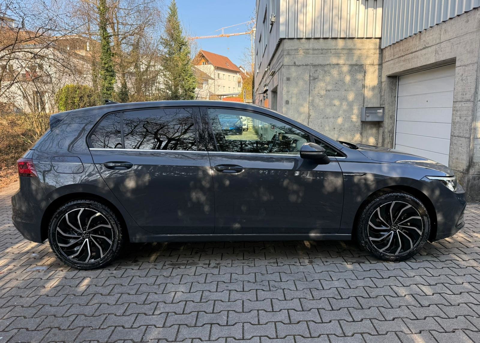 VW Golf 1.5 eTSI mHEV ACT Style DSG, Mild-Hybrid Petrol/Electric, Second hand / Used, Automatic - 6