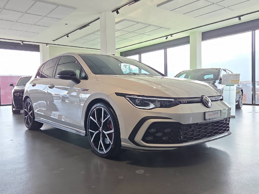 VW Golf VIII 2.0 TSI GTI DSG, Benzina, Occasioni / Usate, Automatico - 2